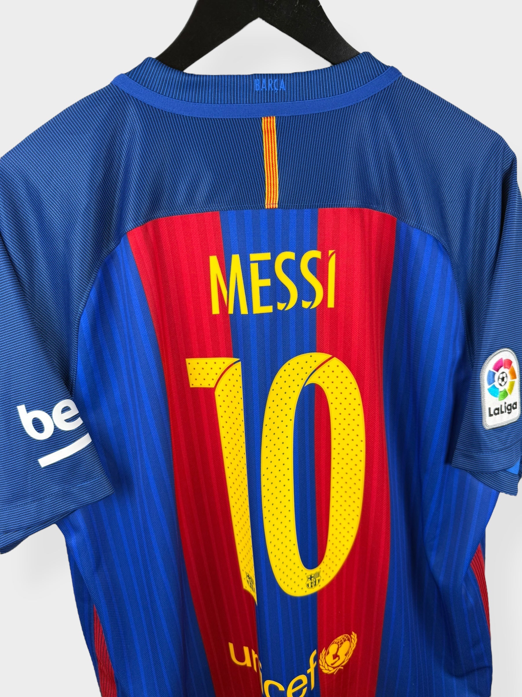 2016-17 BARCELONA HOME SHIRT MESSI #10 XL - Authentic Football Club