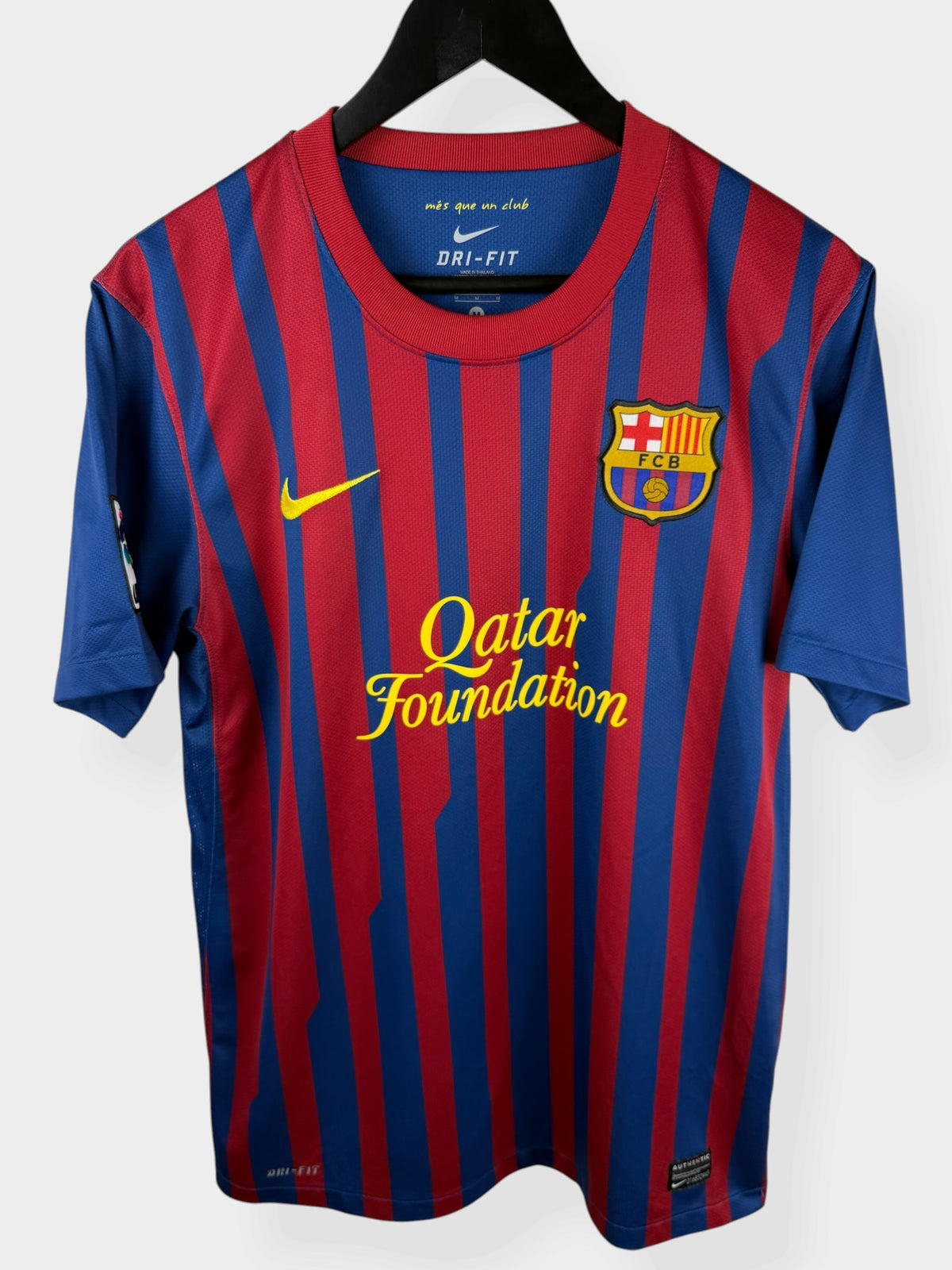 2011-12 BARCELONA HOME SHIRT M - Authentic Football Club