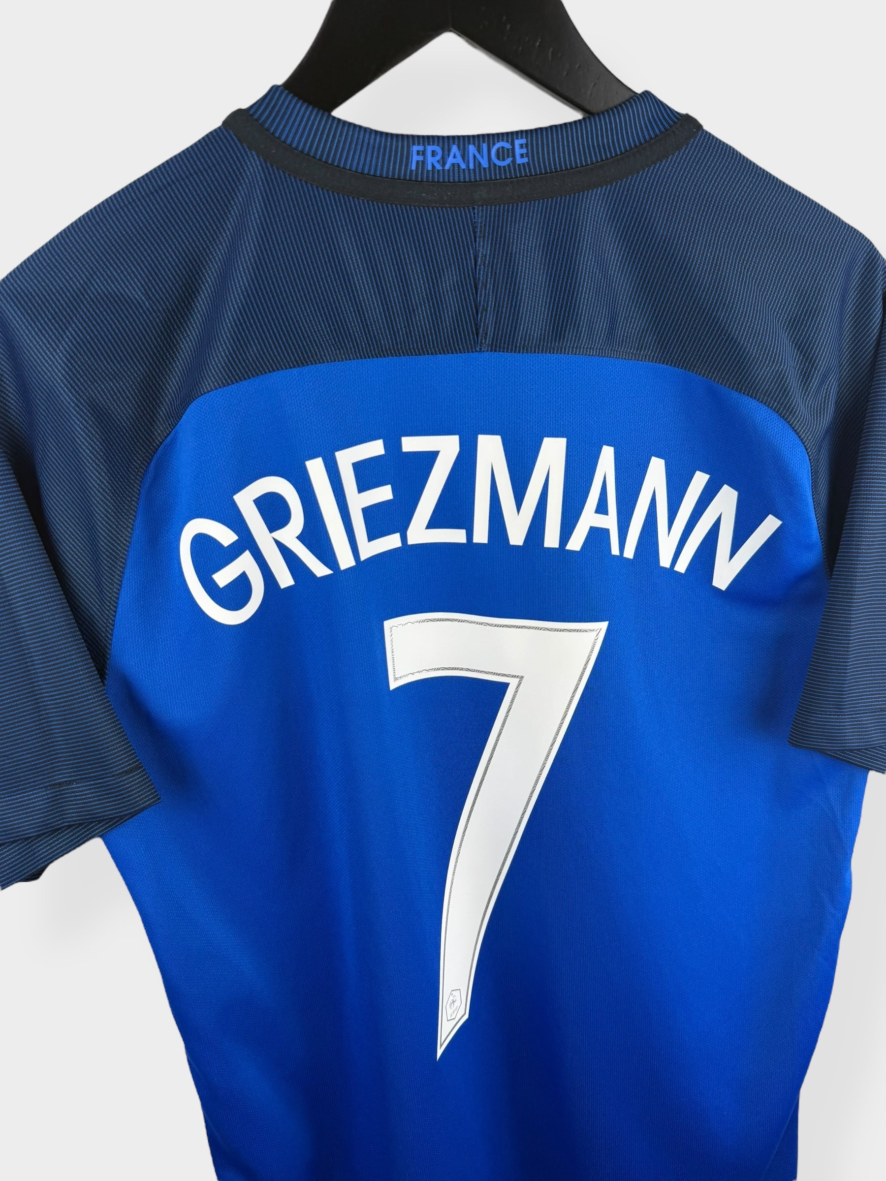 2016-17 FRANCE HOME SHIRT GRIEZMANN #7 M - Authentic Football Club