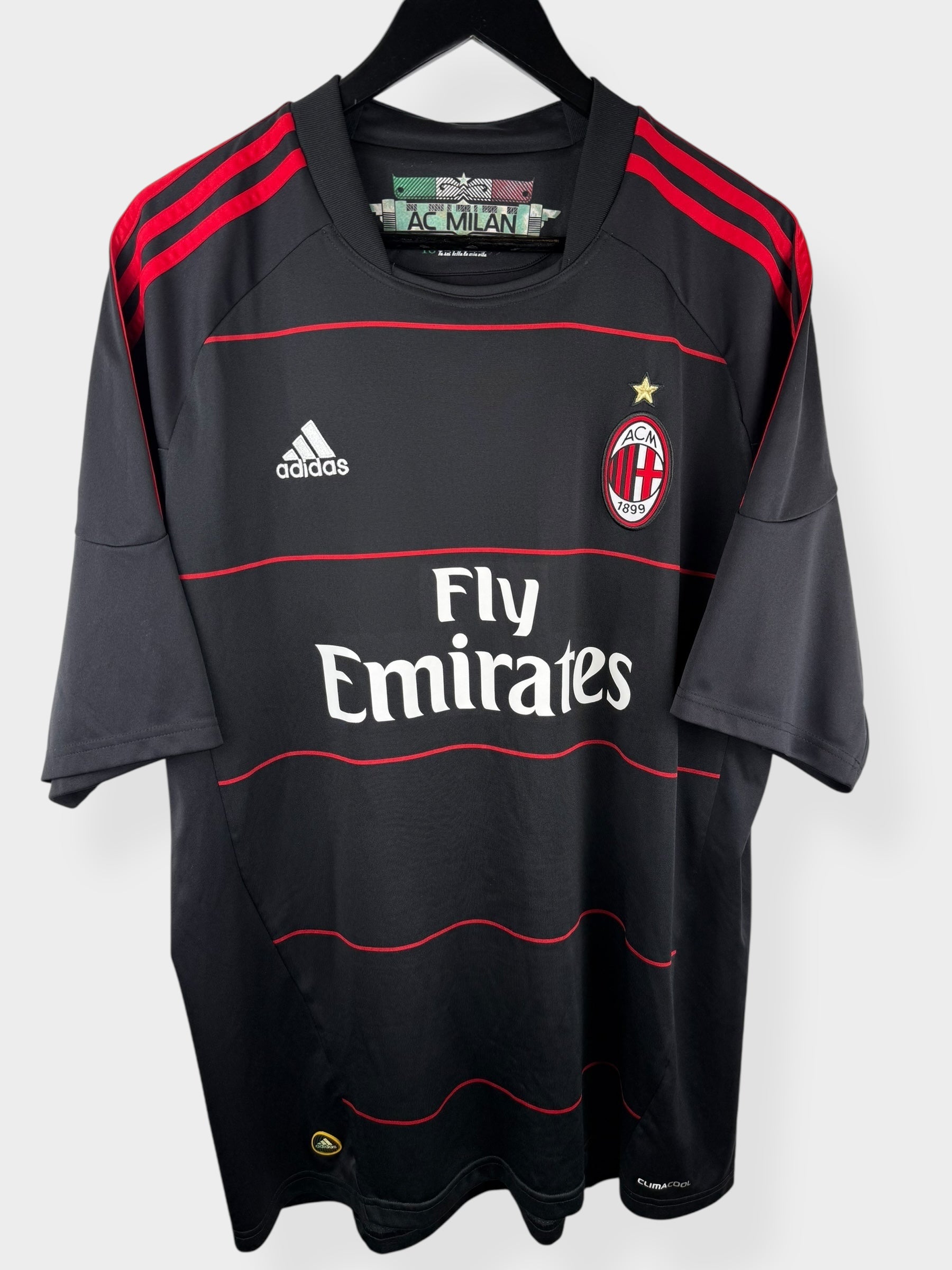 2010-11 AC MILAN DRITTES TRIKOT ROBINHO #70 XL