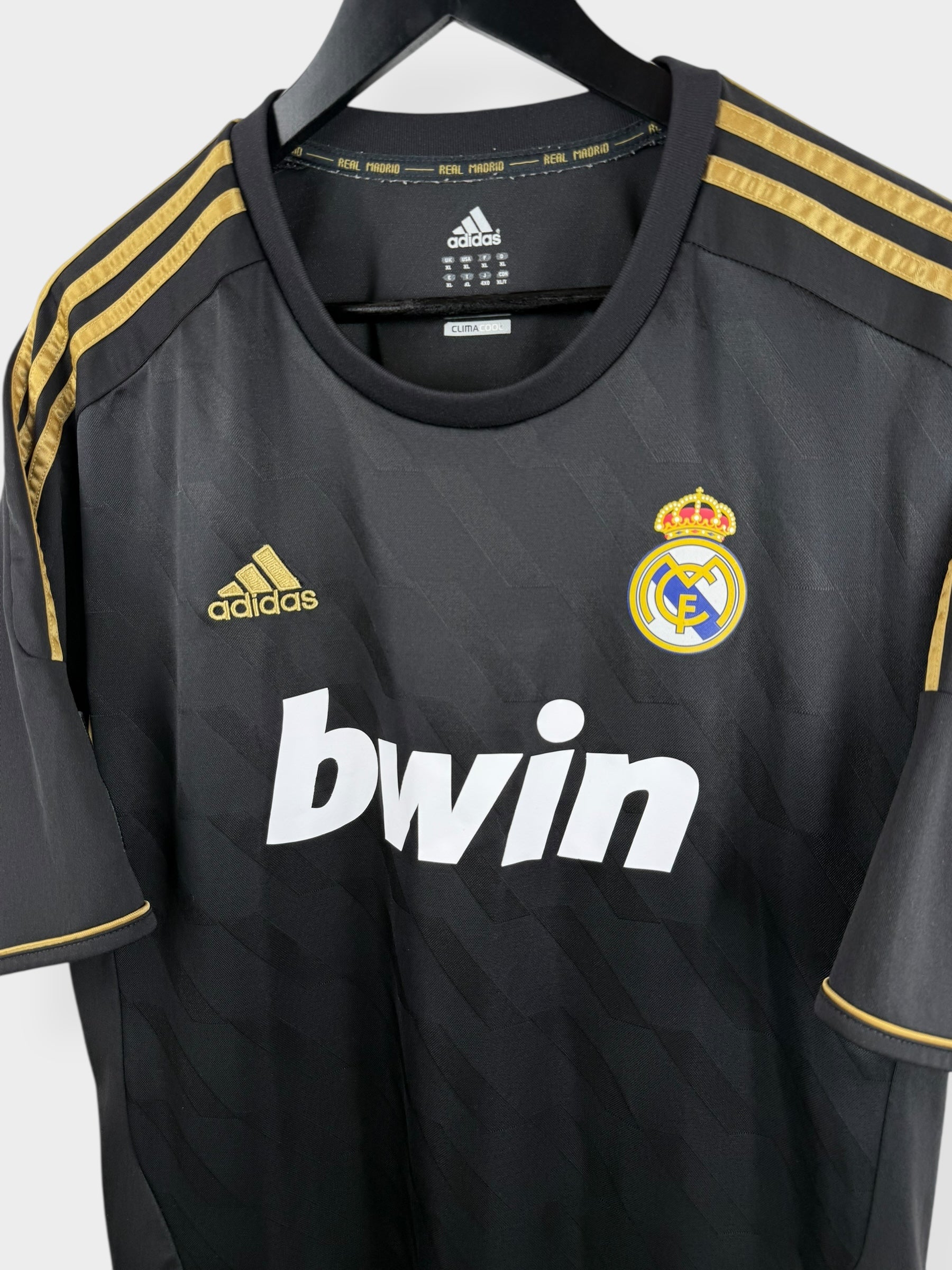 2011-12 REAL MADRID AWAY SHIRT RONALDO #7 XL - Authentic Football Club