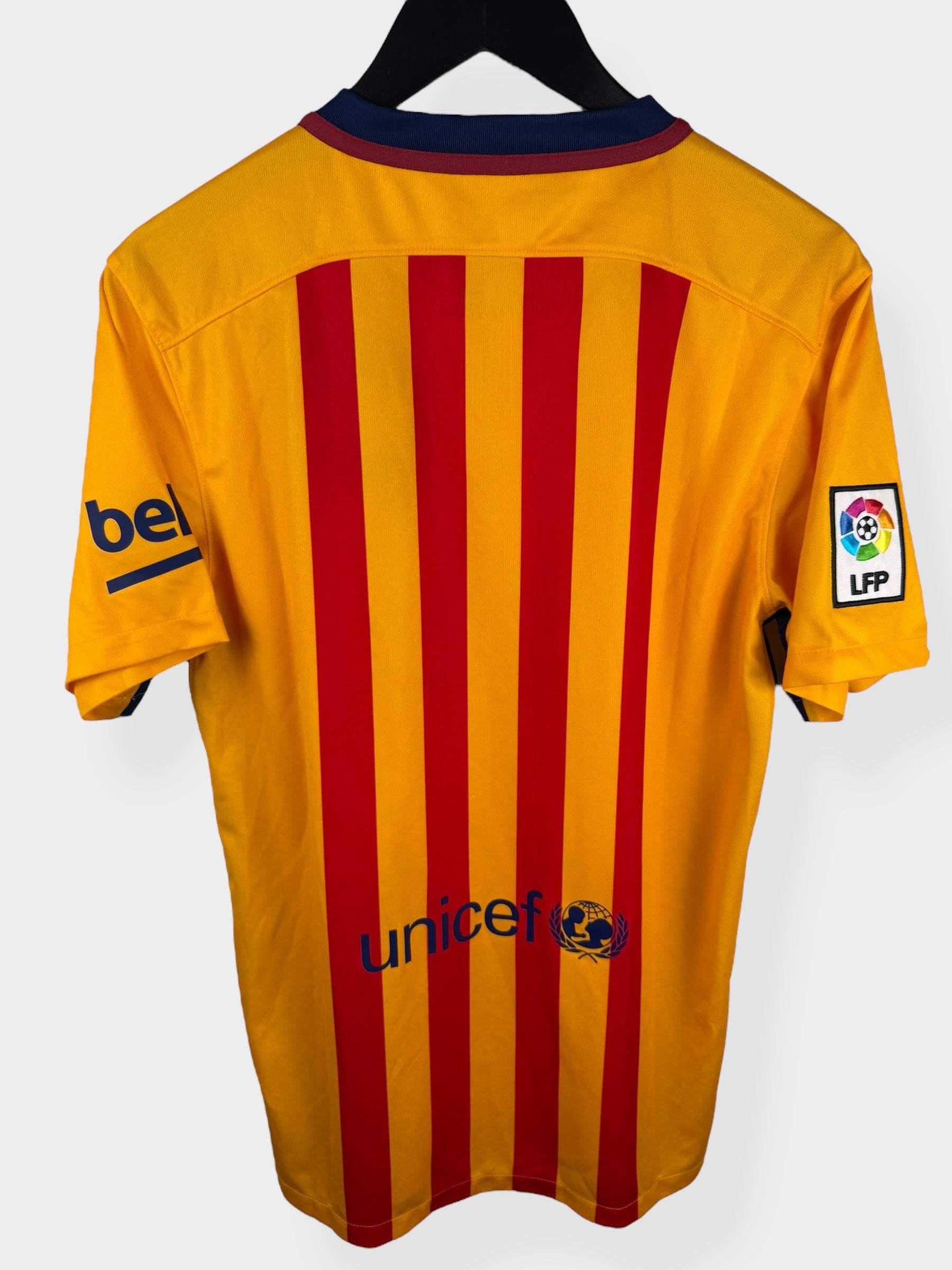2015-16 BARCELONA AWAY SHIRT M - Authentic Football Club