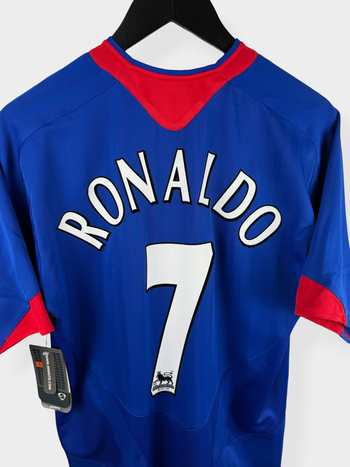 2005-06 MANCHESTER UNITED AWAY SHIRT RONALDO #7 M