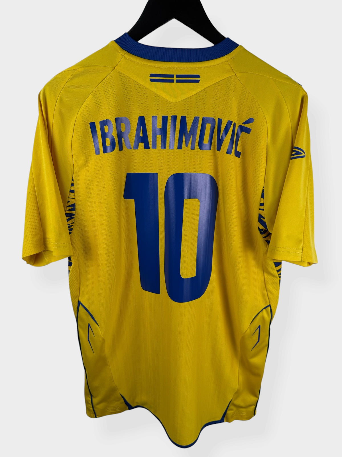 2007-08 SWEDEN HOME SHIRT IBRAHIMOVIC #10 M - Authentic Football Club