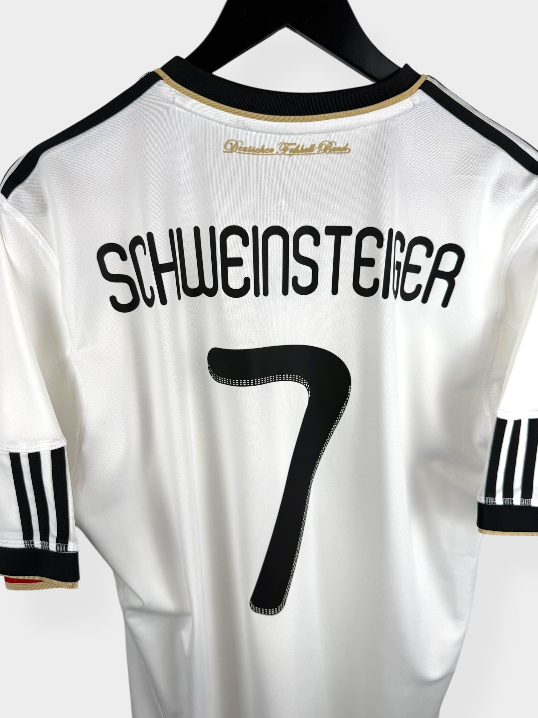 2010-11 GERMANY HOME SHIRT SCHWEINSTEIGER #7 L - Authentic Football Club