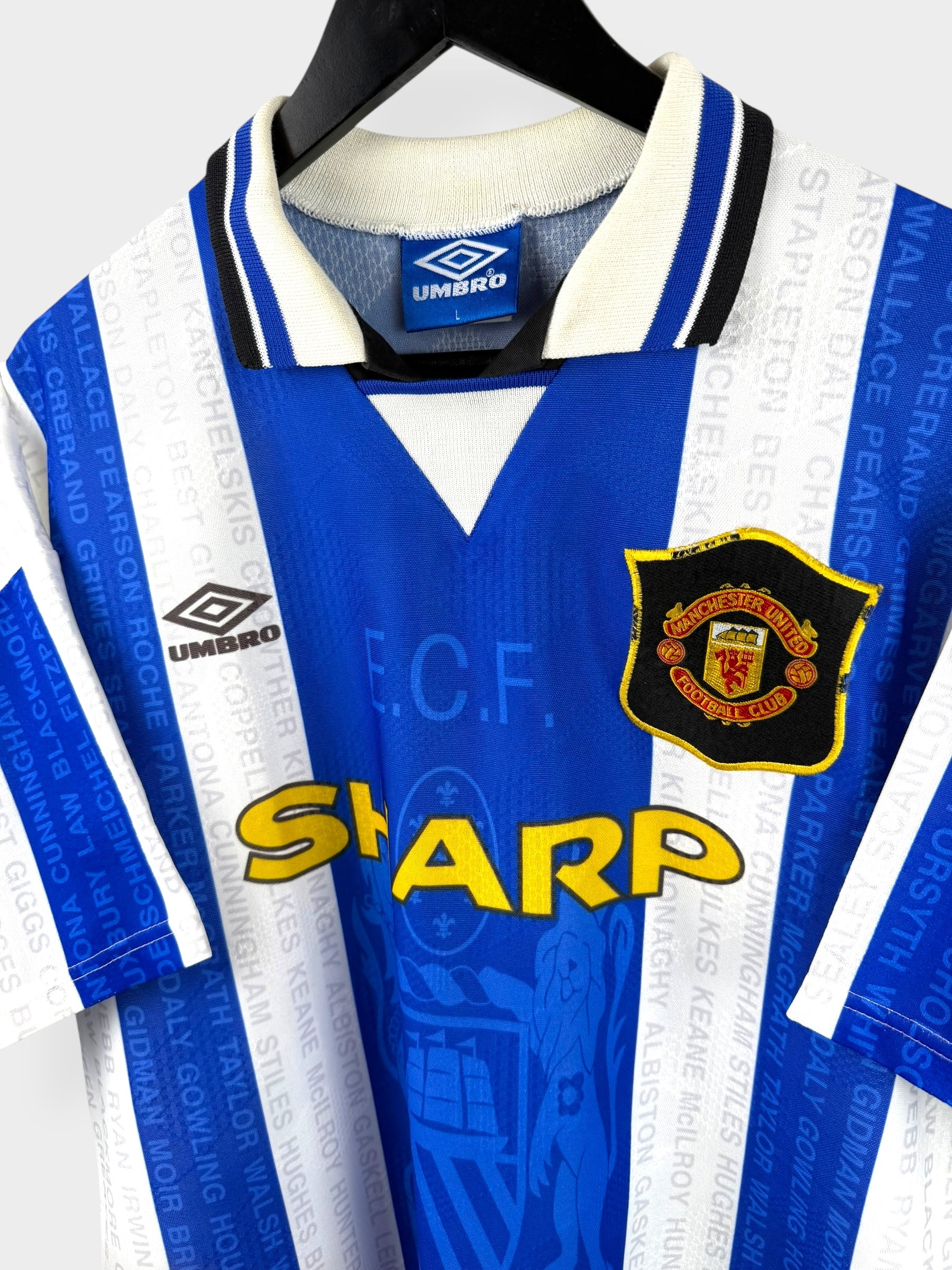 1994-96 MANCHESTER UNITED AWAY SHIRT CANTONA #7 L - Authentic Football Club