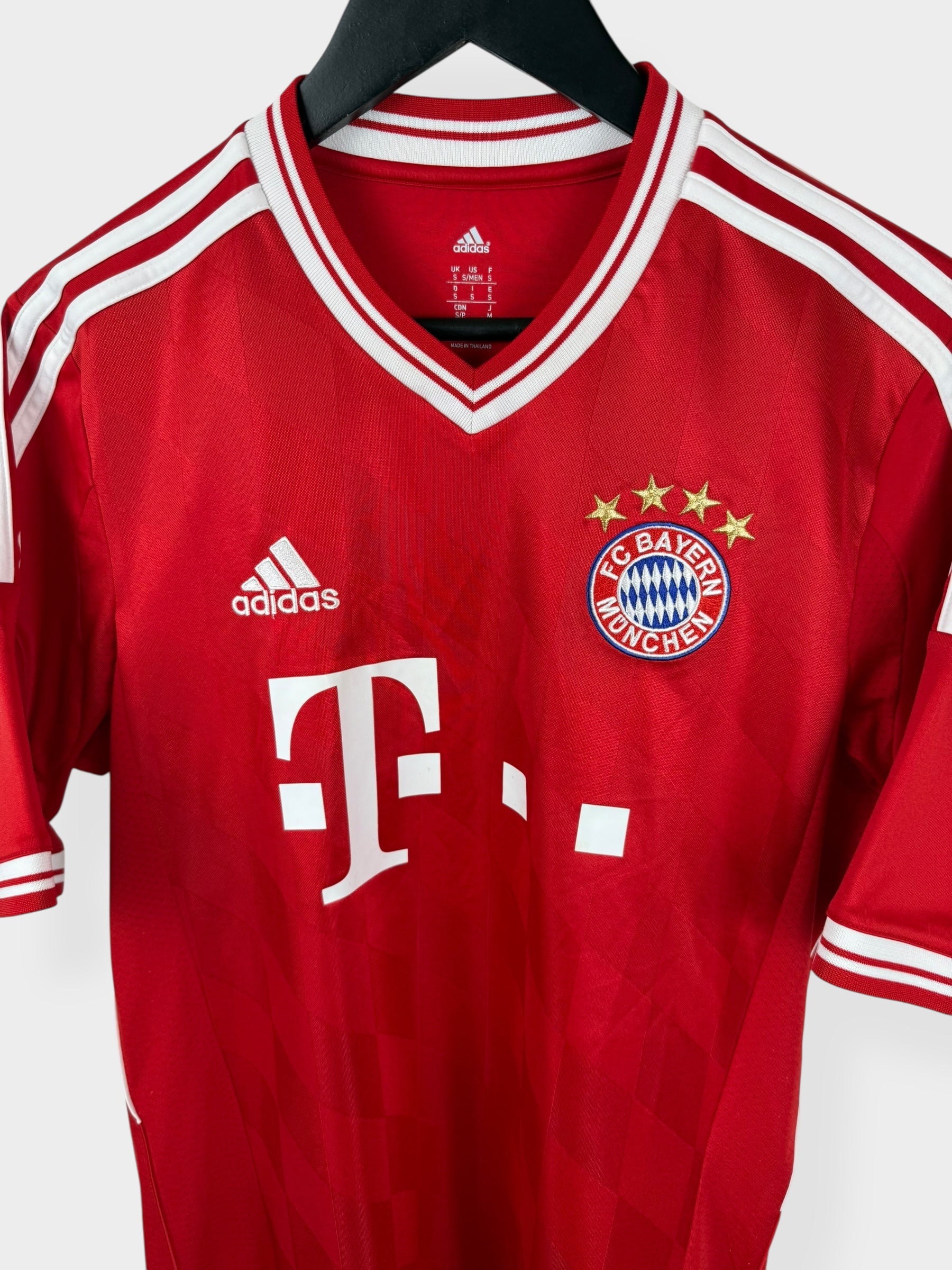 2013-14 BAYERN MUNICH HOME SHIRT RIBERY #7 S - Authentic Football Club