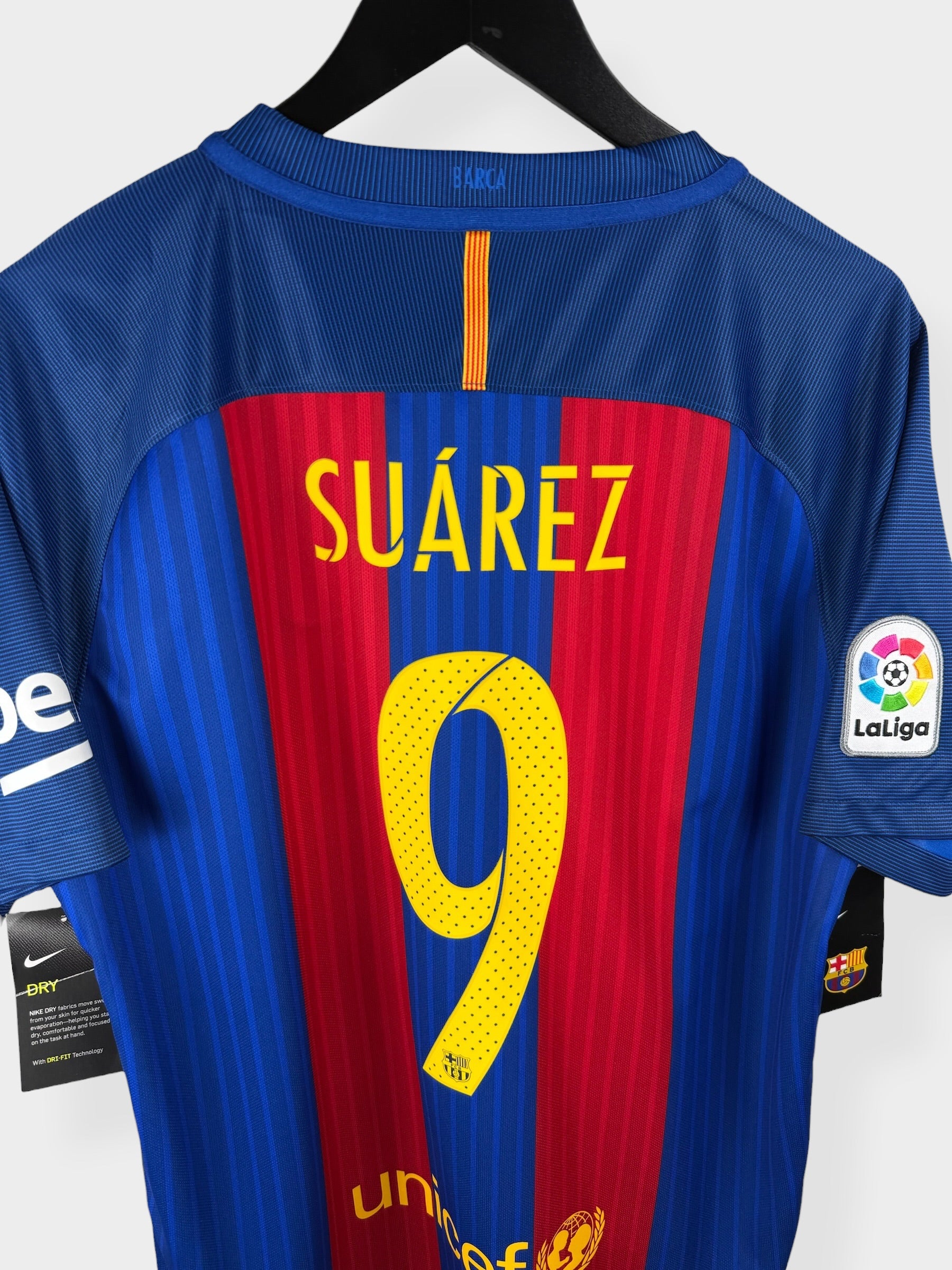 MAILLOT DOMICILE BARCELONA 2016-17 SUAREZ #9 L