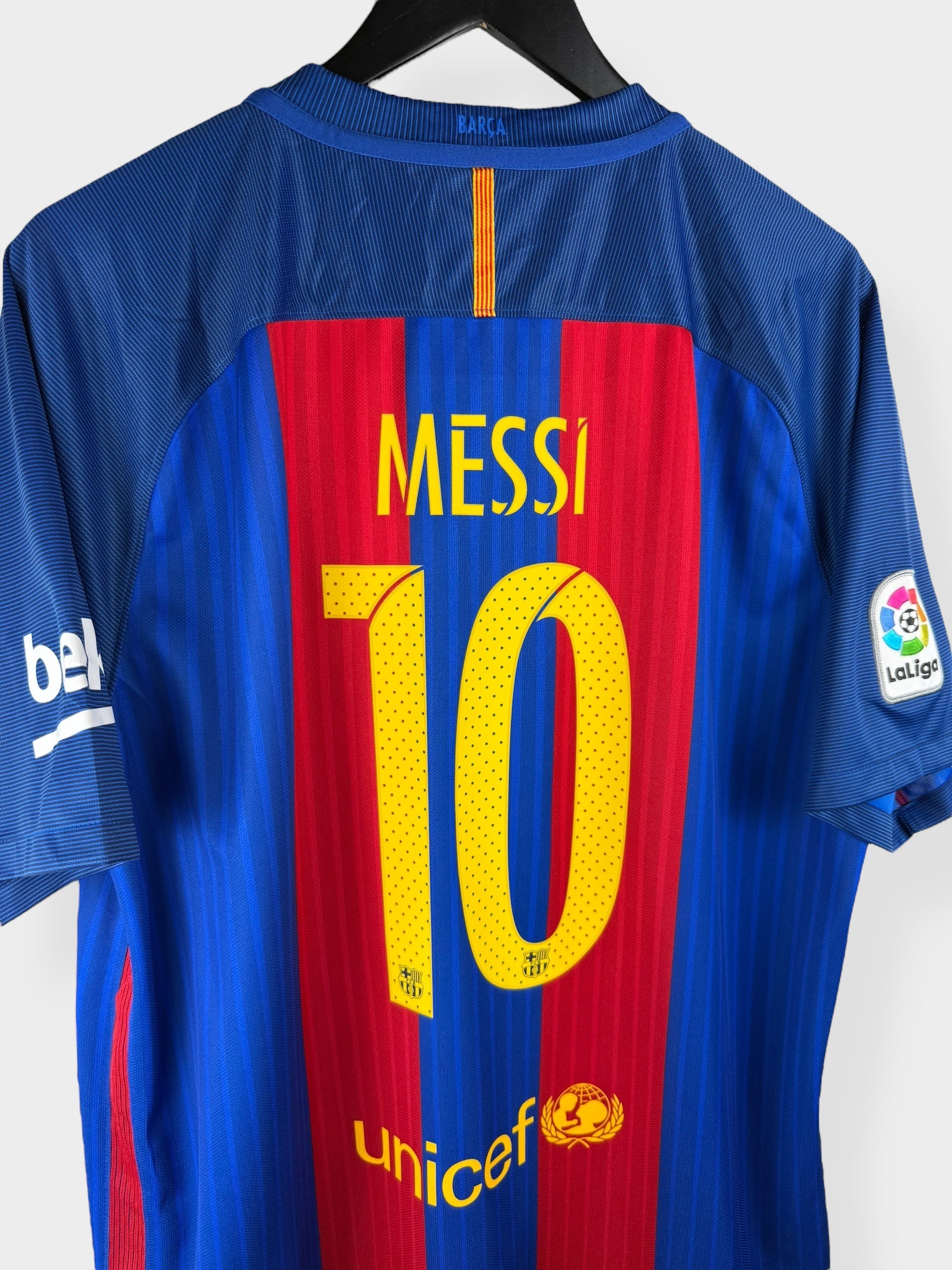 2016-17 BARCELONA THUISSHIRT MESSI #10 XL