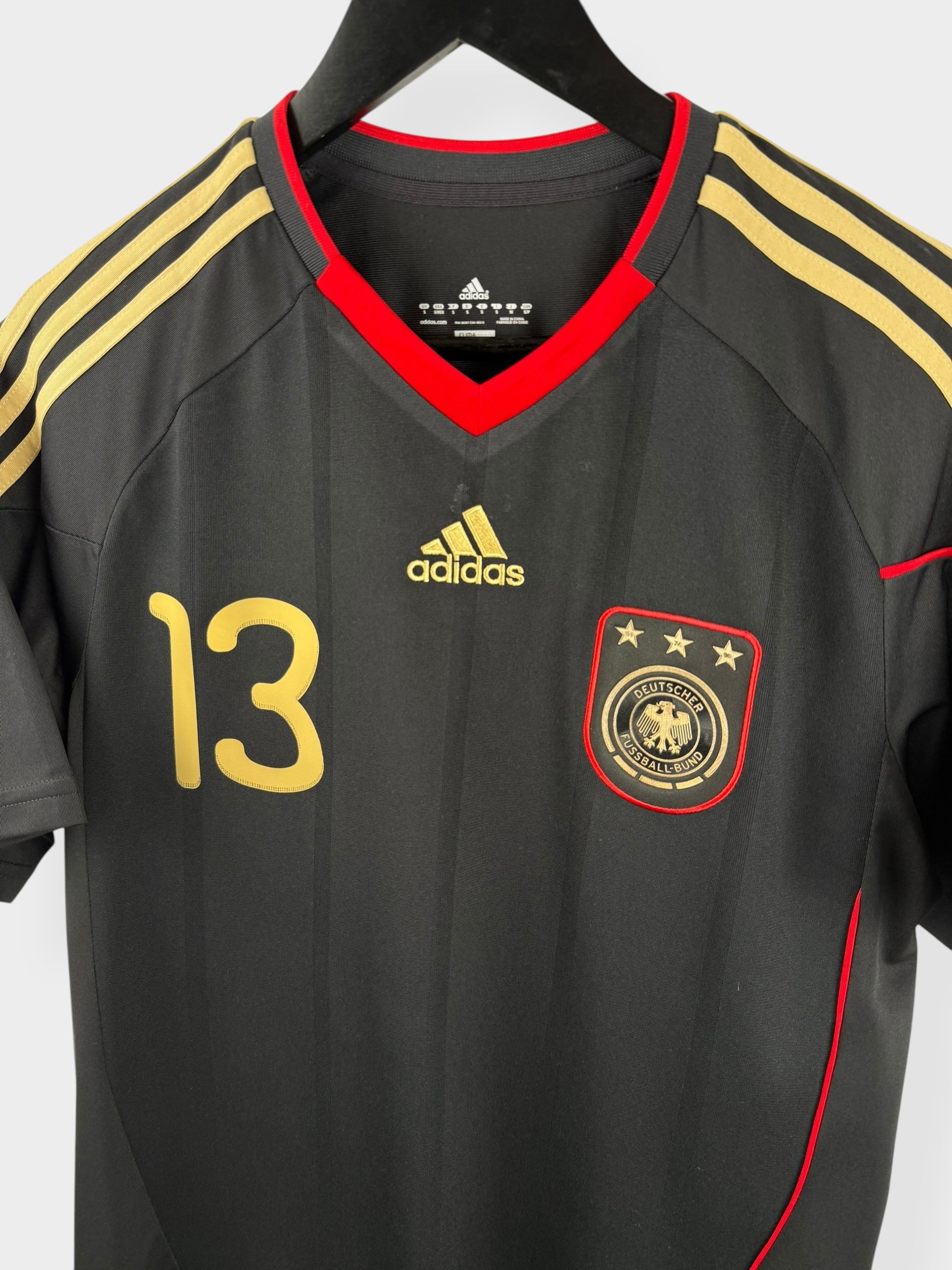2010-11 DEUTSCHLAND AUSWÄRTSTRIKOT MÜLLER #13 S
