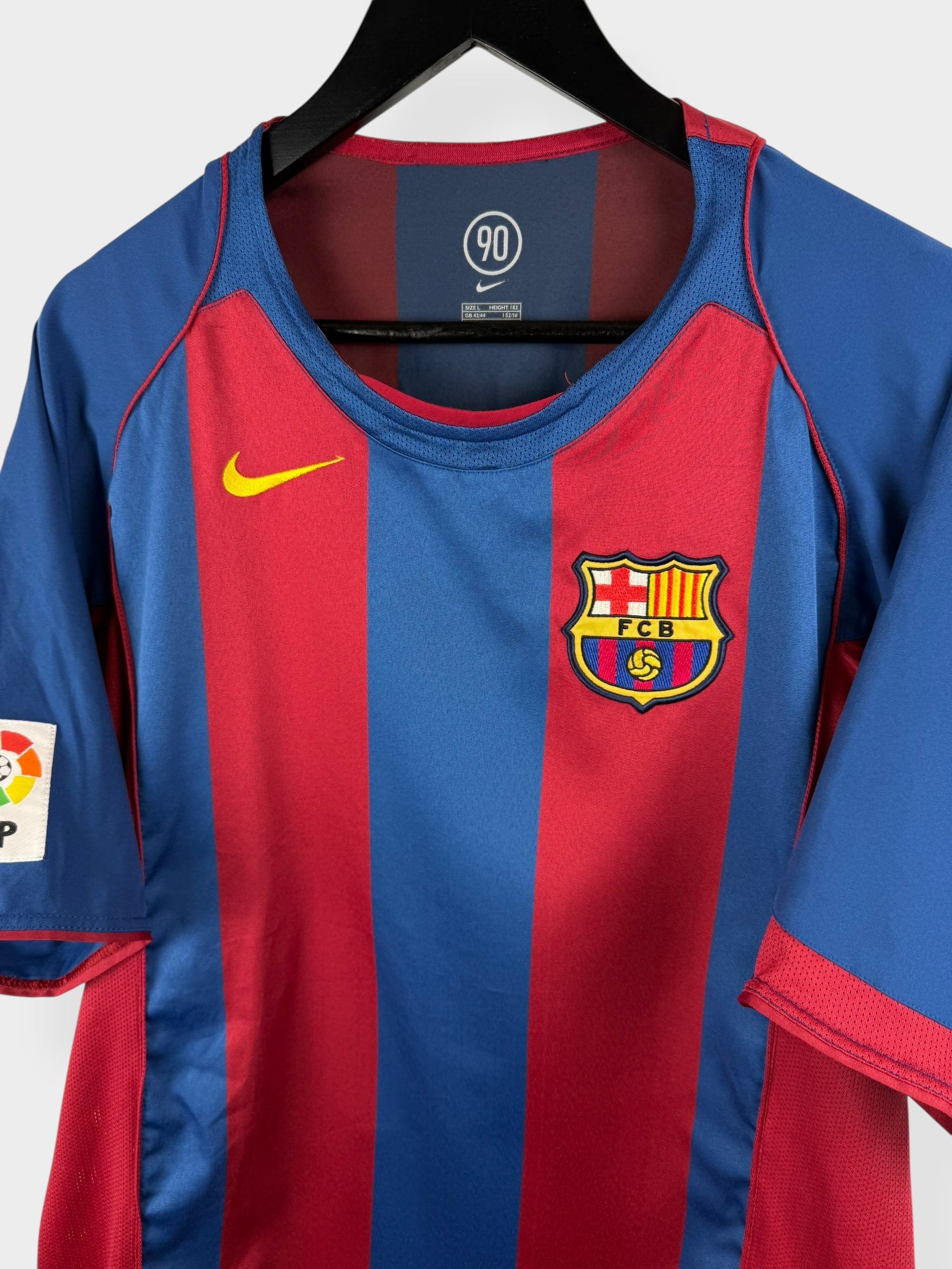 2004-05 BARCELONA HOME SHIRT RONALDINHO #10 L