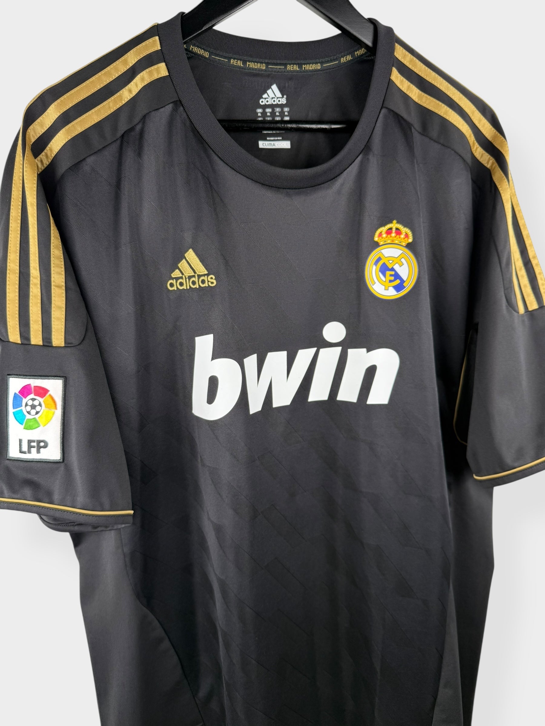2011-12 REAL MADRID AWAY SHIRT XL