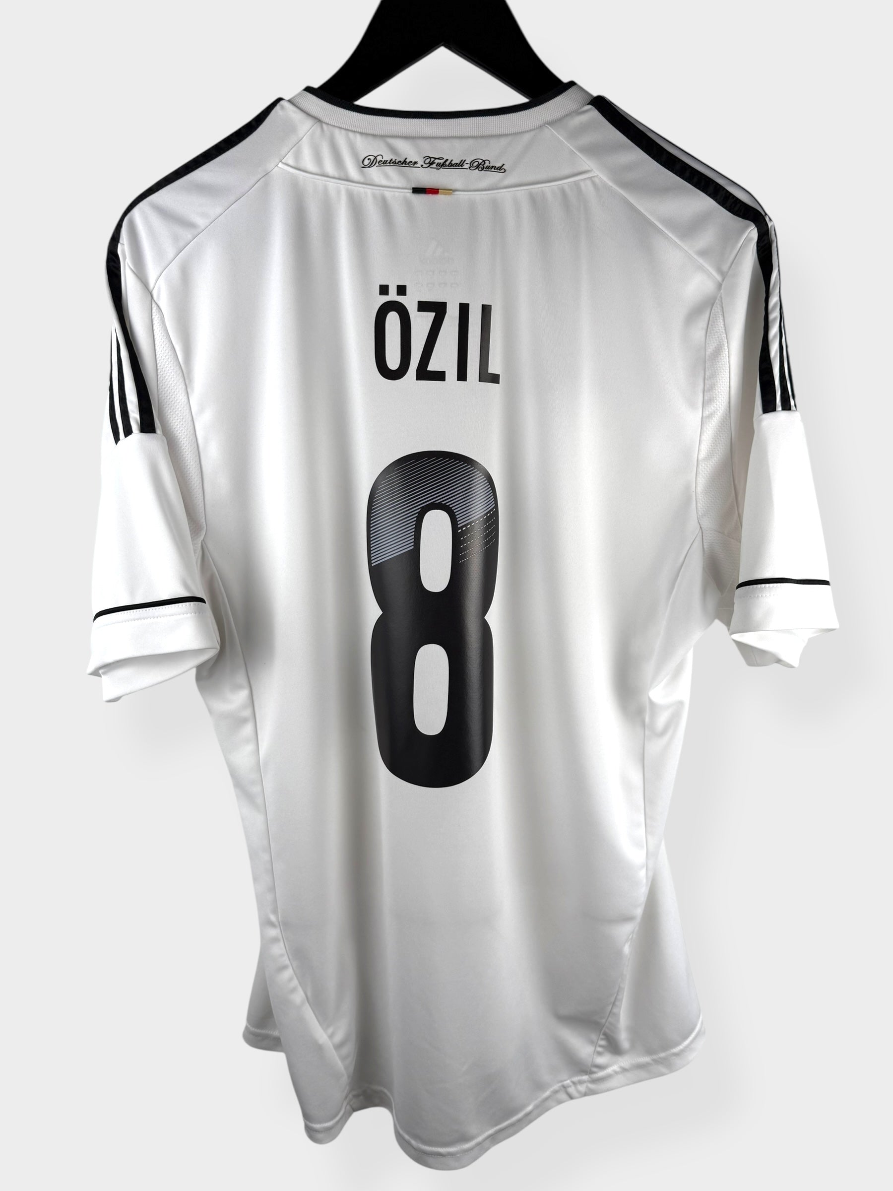 2012-13 GERMANY HOME SHIRT OZIL #8 L