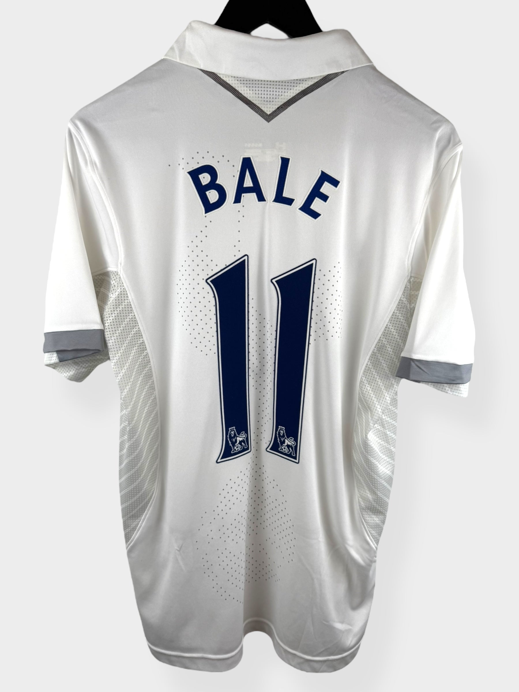 2012-13 TOTTENHAM HOTSPUR HEIMTRIKOT BALE #11 M
