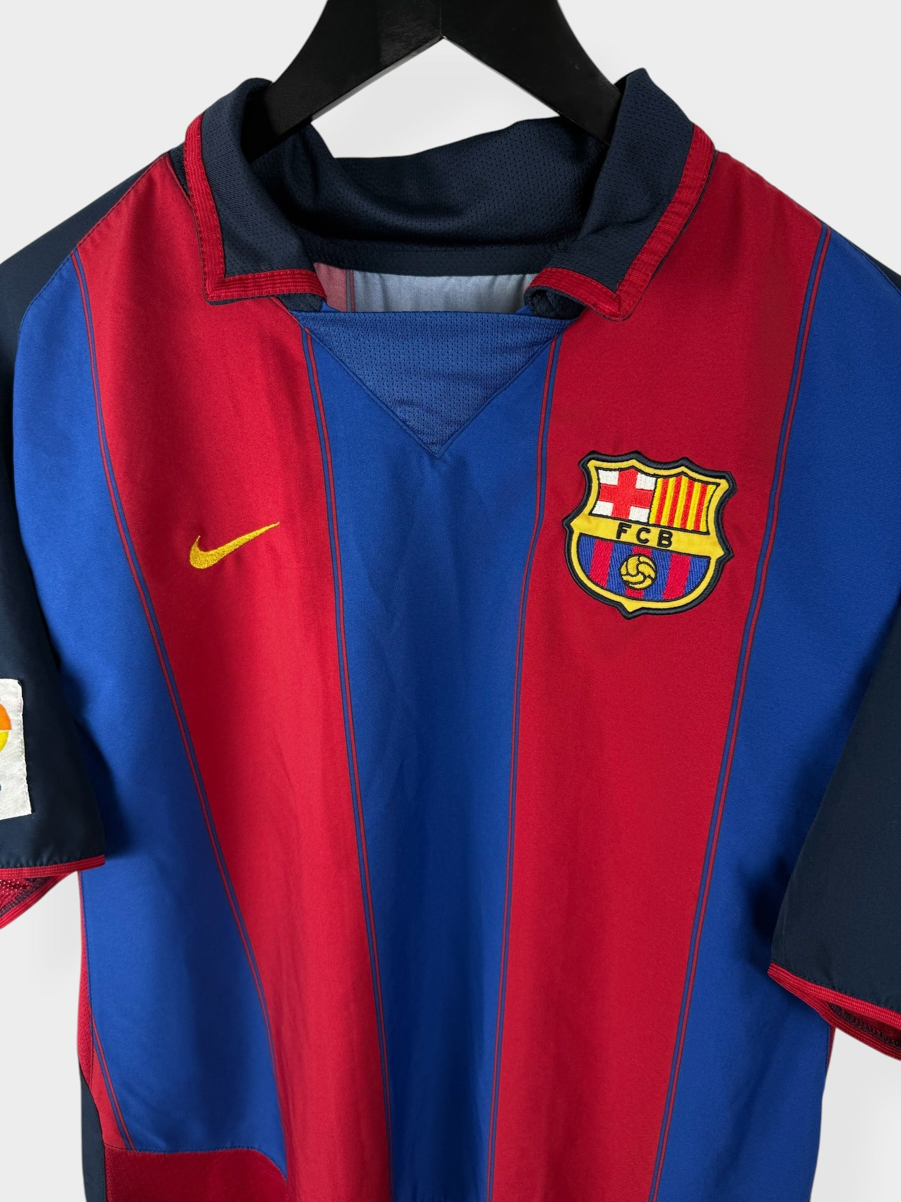 2003-04 BARCELONA HOME SHIRT RONALDINHO #10 L