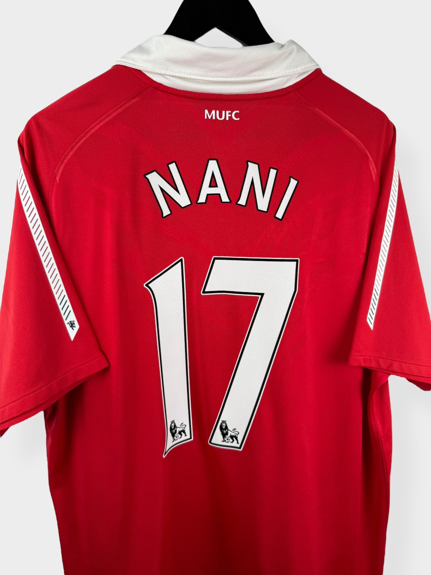 2010-11 MANCHESTER UNITED THUISSHIRT NANI #17 XL