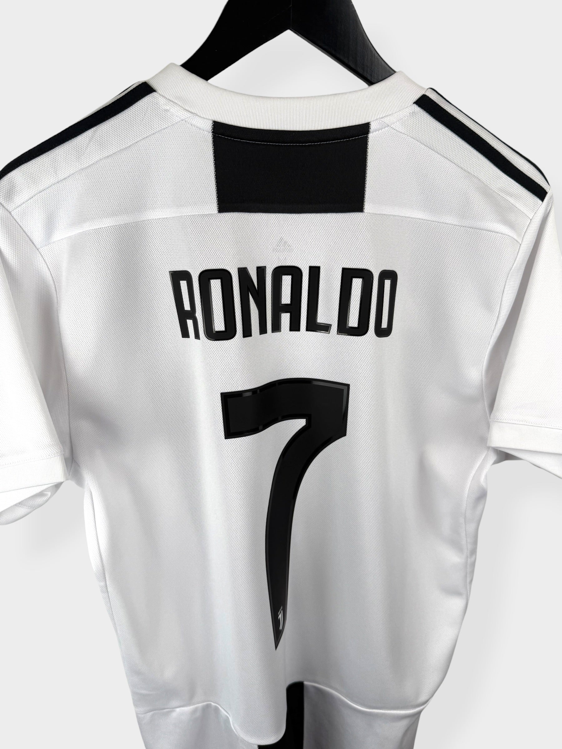 2018-19 JUVENTUS THUISSHIRT RONALDO #7 L