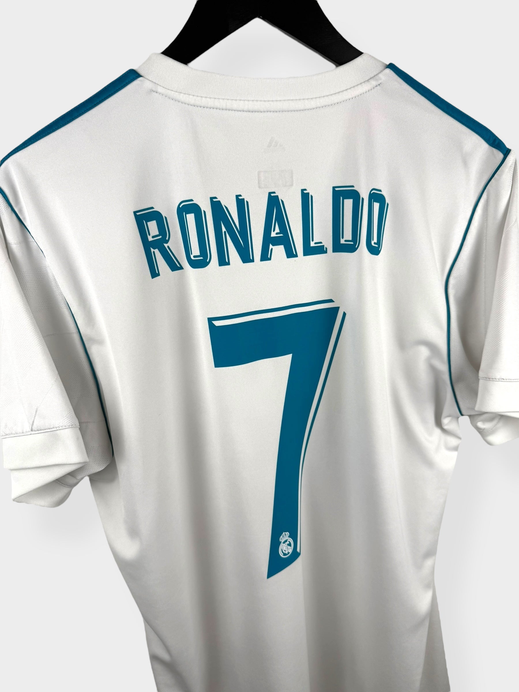 2017-18 REAL MADRID HOME SHIRT RONALDO #7 M - Authentic Football Club