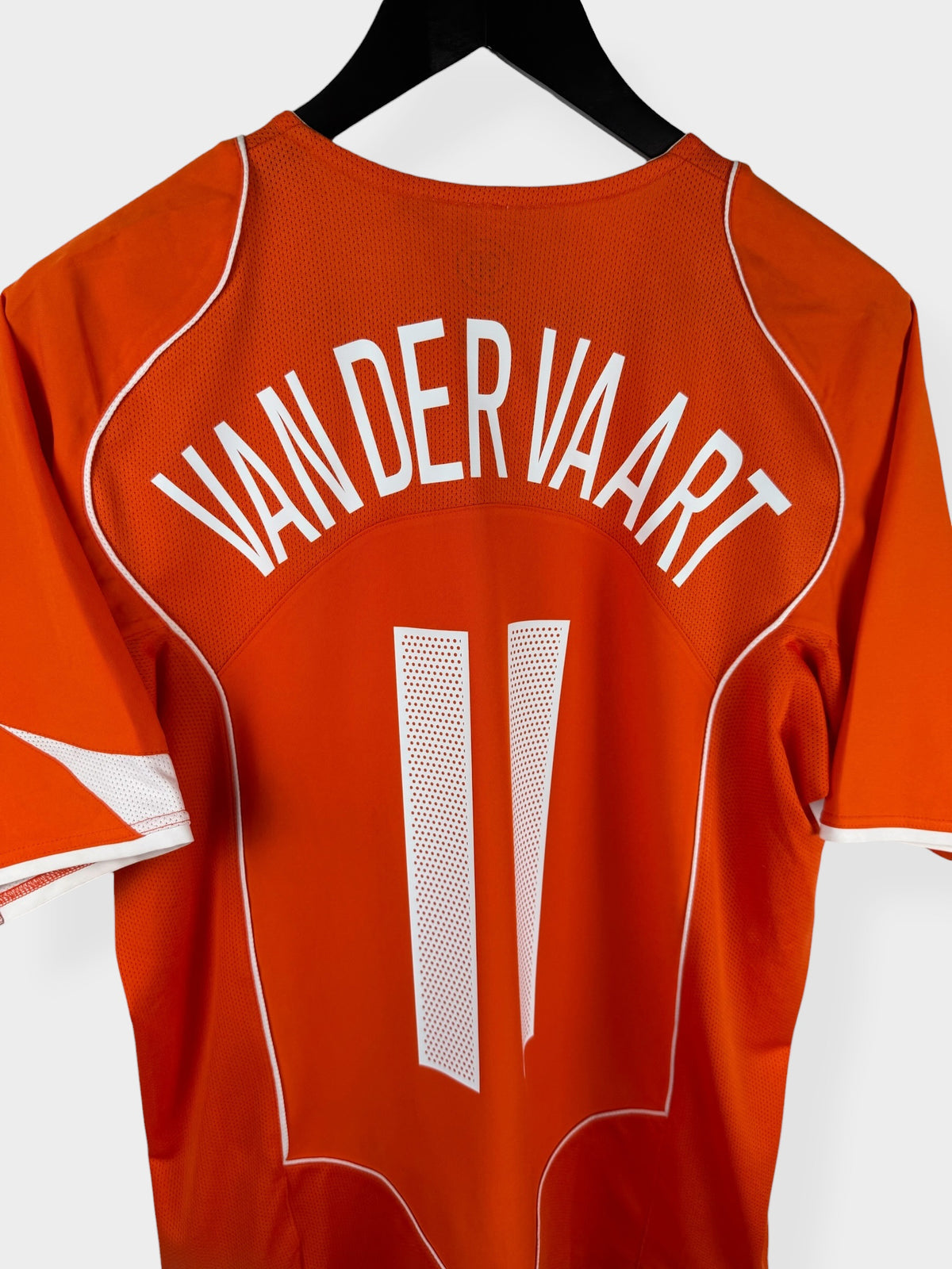 2004-06 NETHERLANDS HOME SHIRT VAN DER VAART #11 M