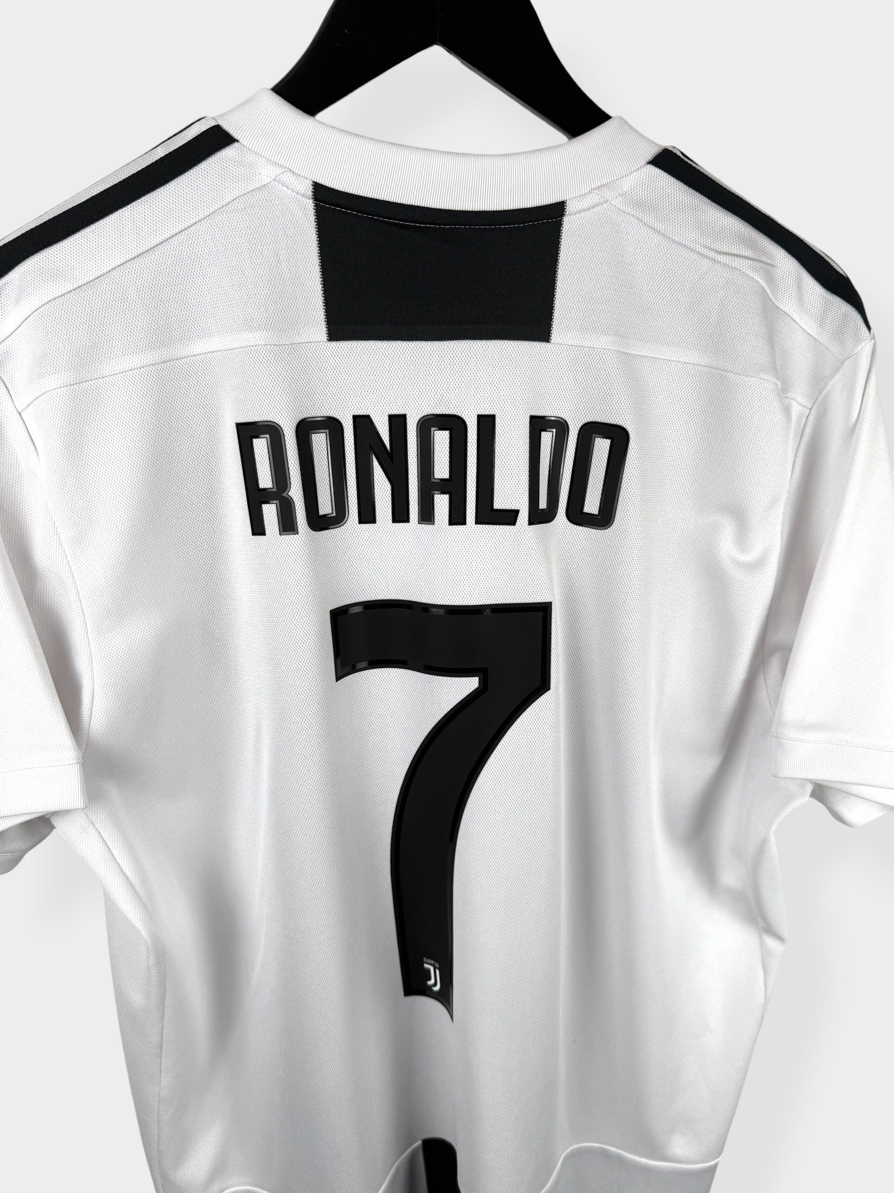 2018-19 JUVENTUS HOME SHIRT RONALDO #7 L