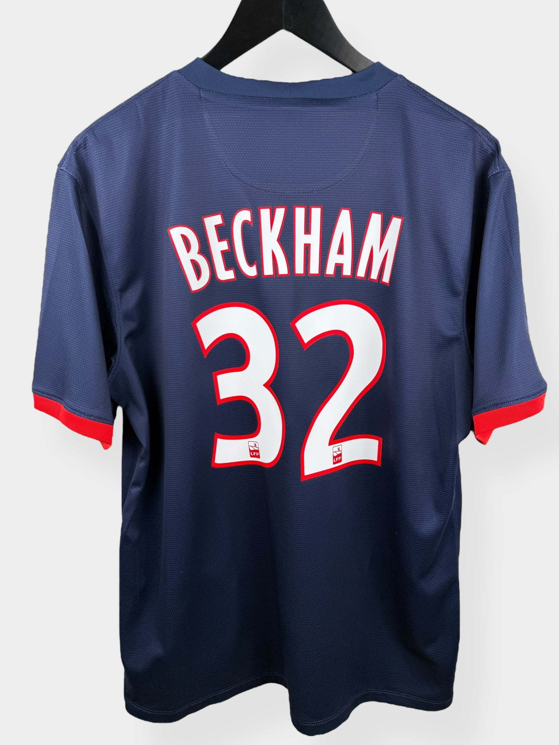 2013-14 PARIS SAINT GERMAIN HOME SHIRT BECKHAM #32 L