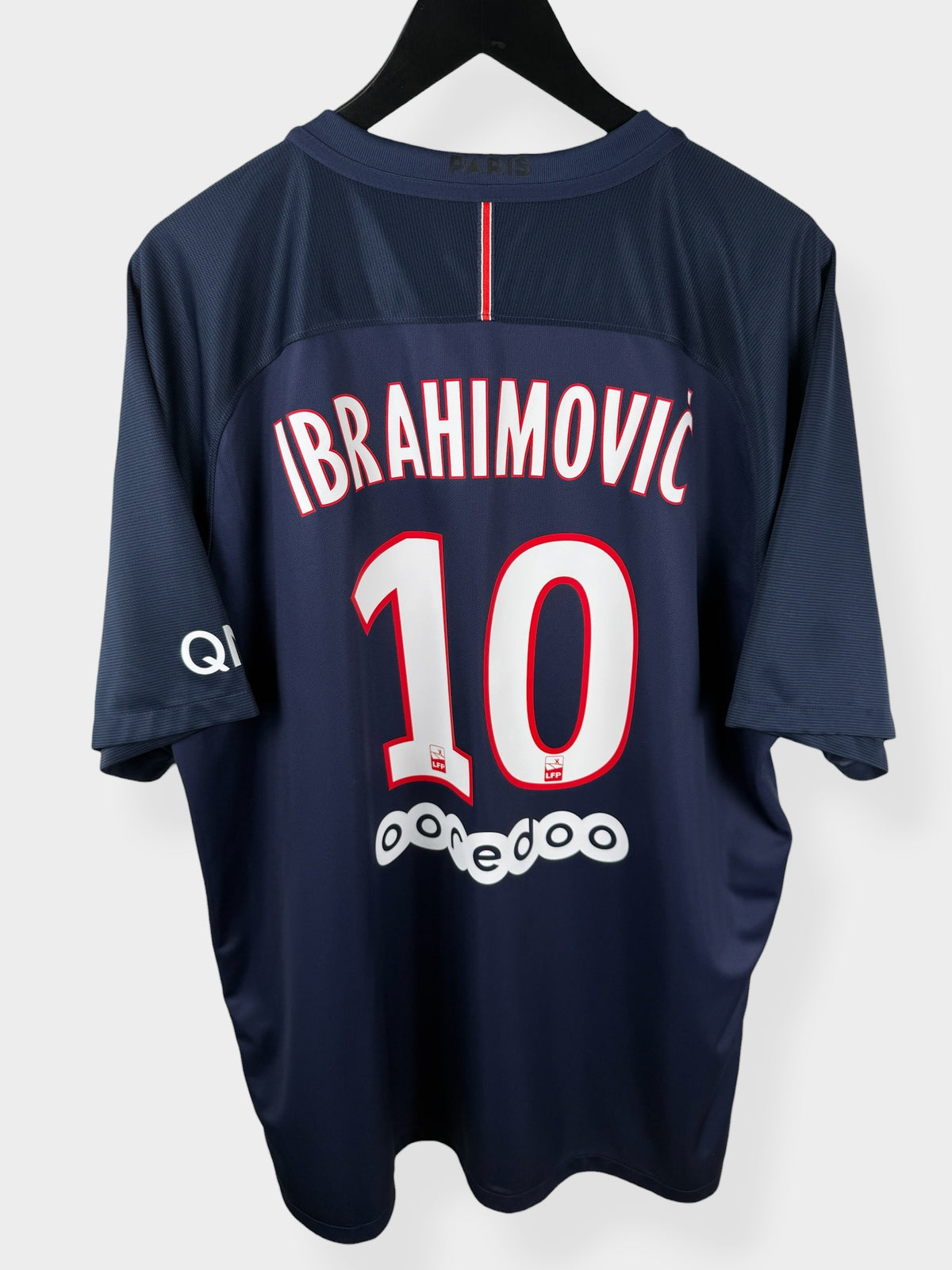 2016-17 MAILLOT DOMICILE PARIS SAINT-GERMAIN IBRAHIMOVIC #10 XXL