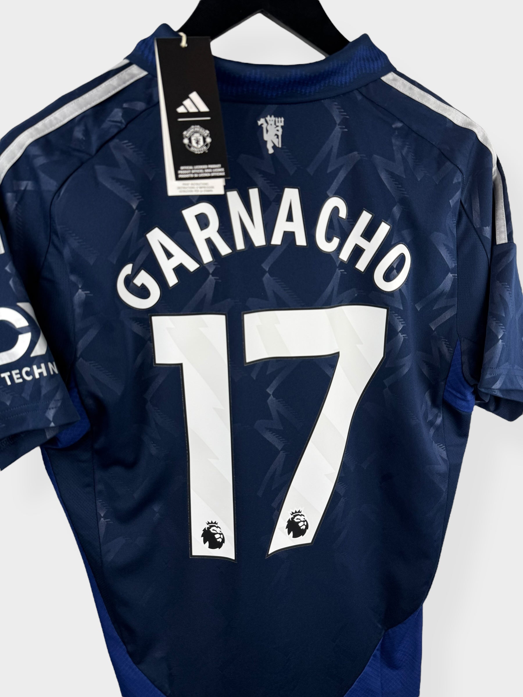 2024-25 MANCHESTER UNITED UITSHIRT GARNACHO #17 M