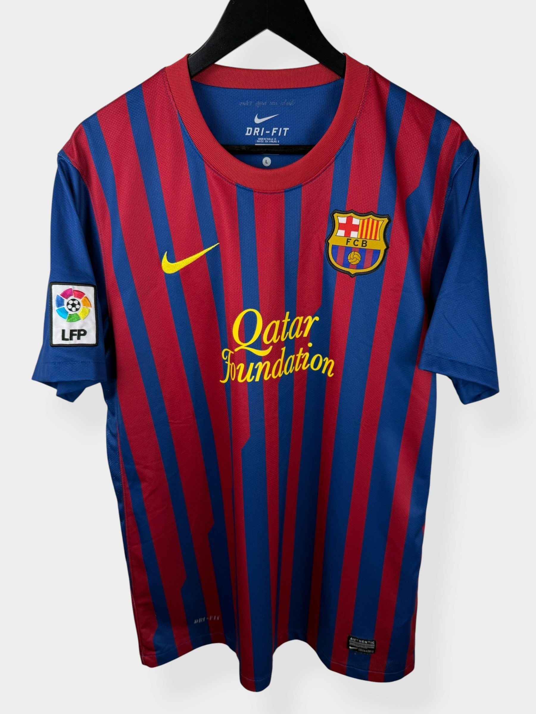 2011-12 BARCELONA HOME SHIRT XAVI #6 L
