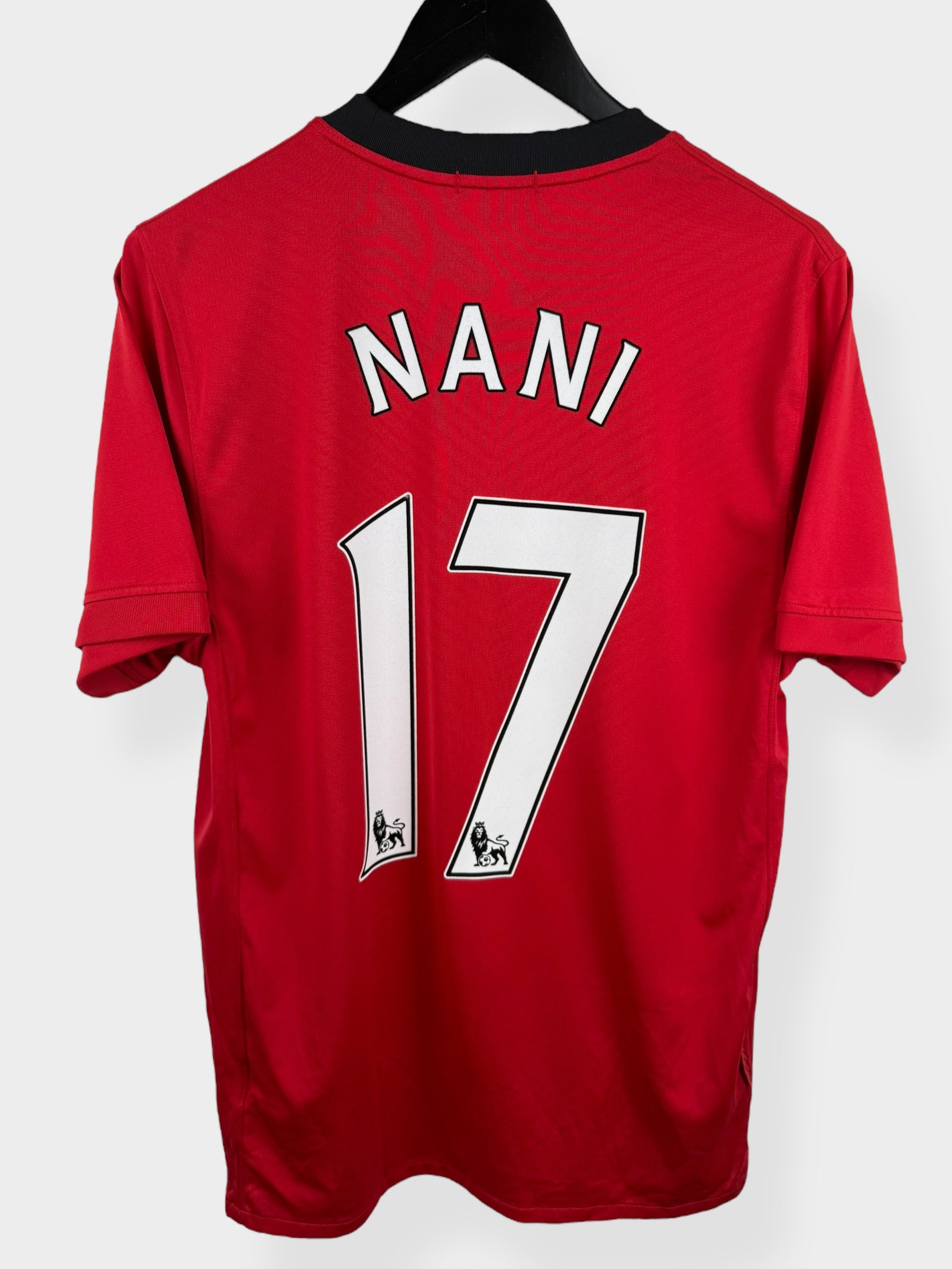 2009-10 MANCHESTER UNITED HOME SHIRT NANI #17 M