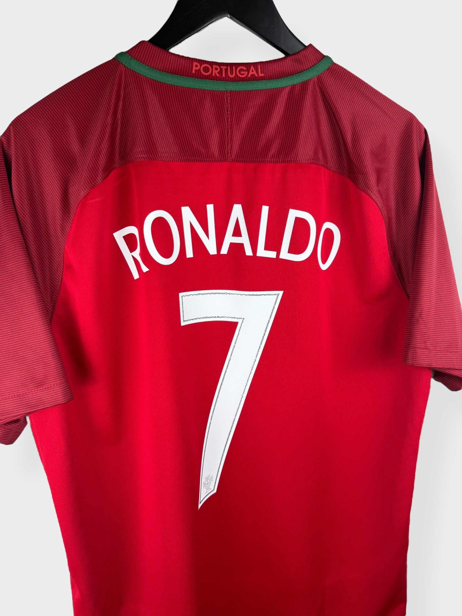 2016-17 PORTUGAL HOME SHIRT RONALDO #7 L