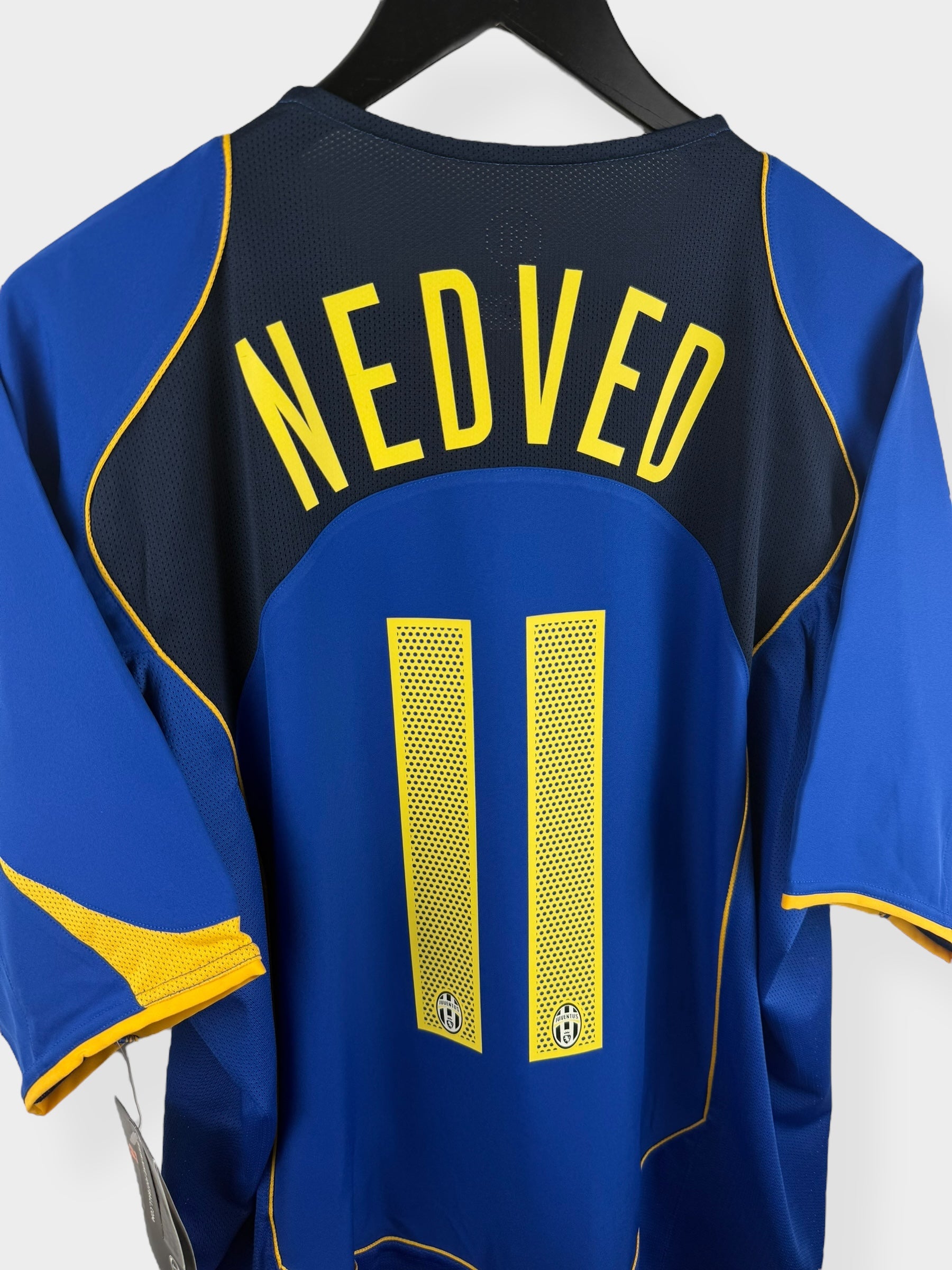 2004-05 JUVENTUS THIRD SHIRT NEDVED #11 XL - Authentic Football Club