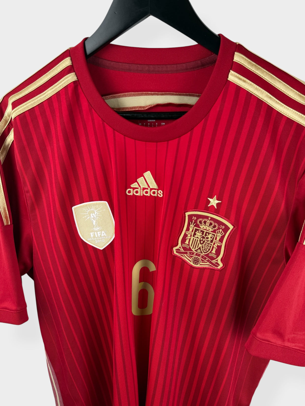 2014-15 SPANJE THUISSHIRT INIESTA #6 L
