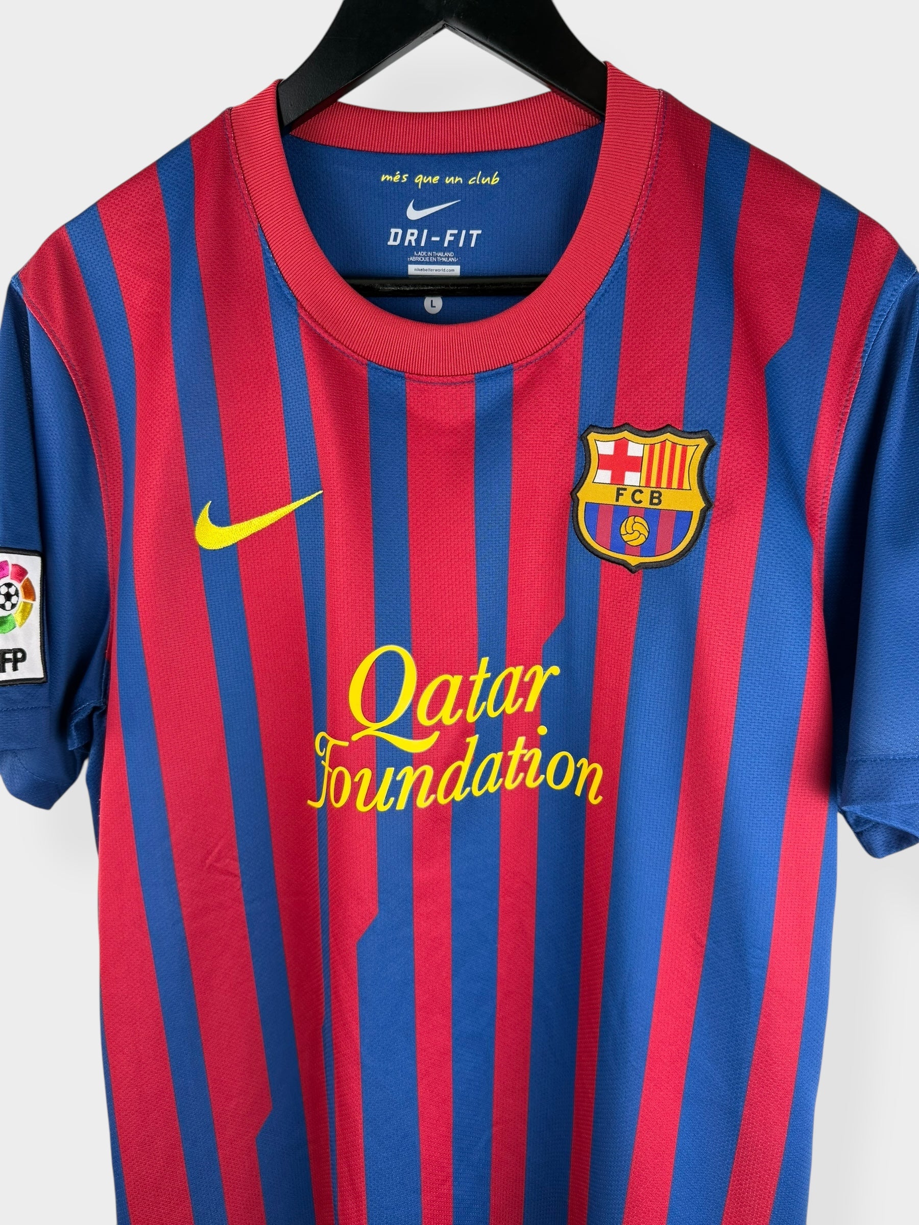 2011-12 BARCELONA THUISSHIRT XAVI #6 L