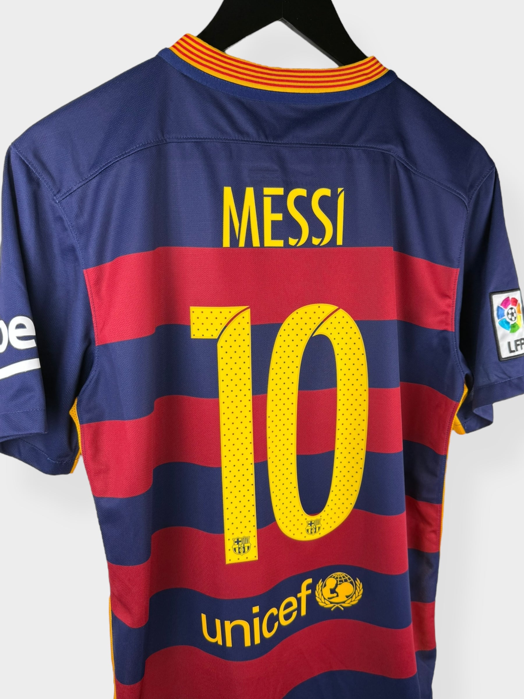 2015-16 BARCELONA HOME SHIRT MESSI #10 M