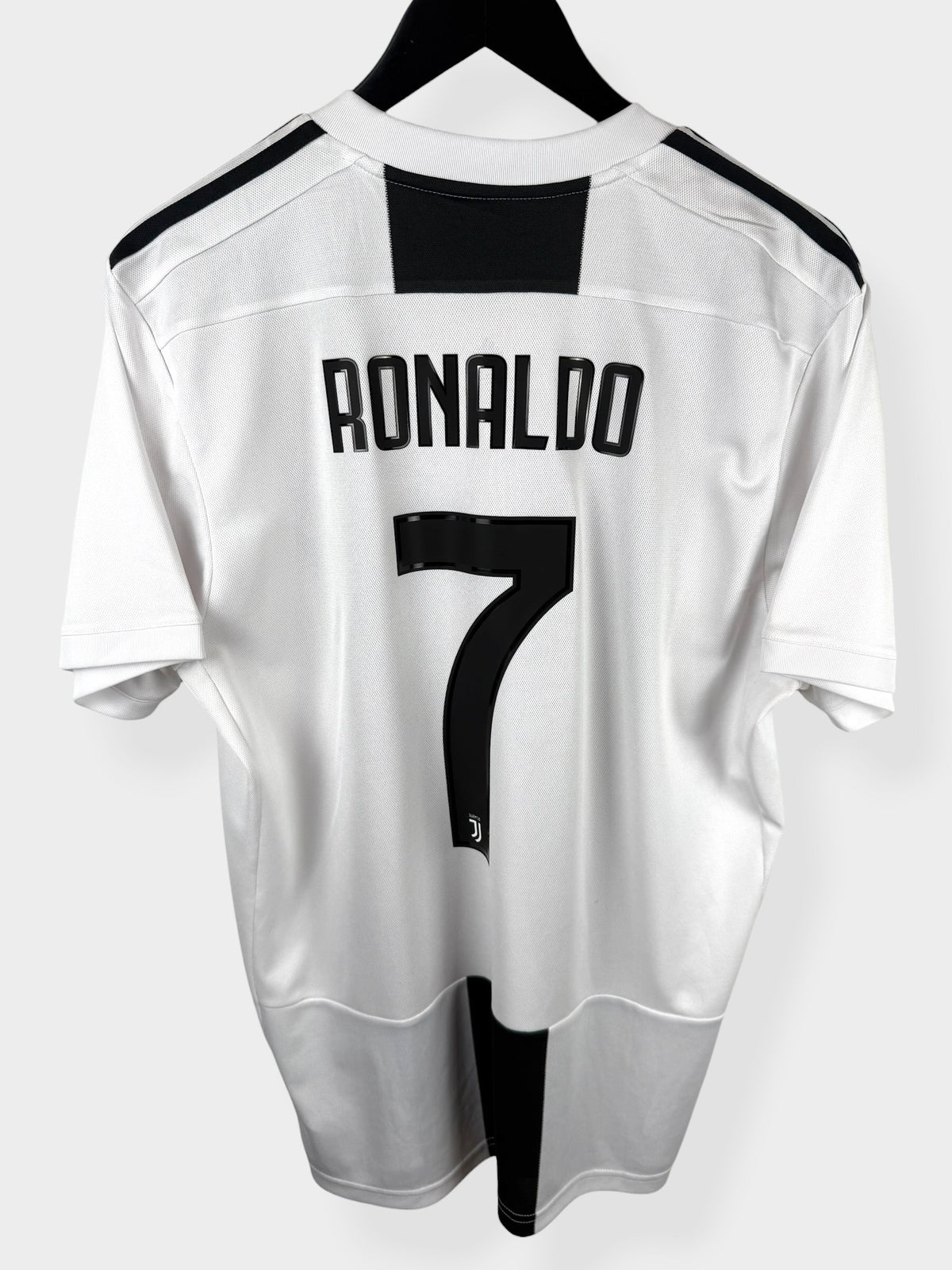 2018-19 JUVENTUS HOME SHIRT RONALDO #7 L