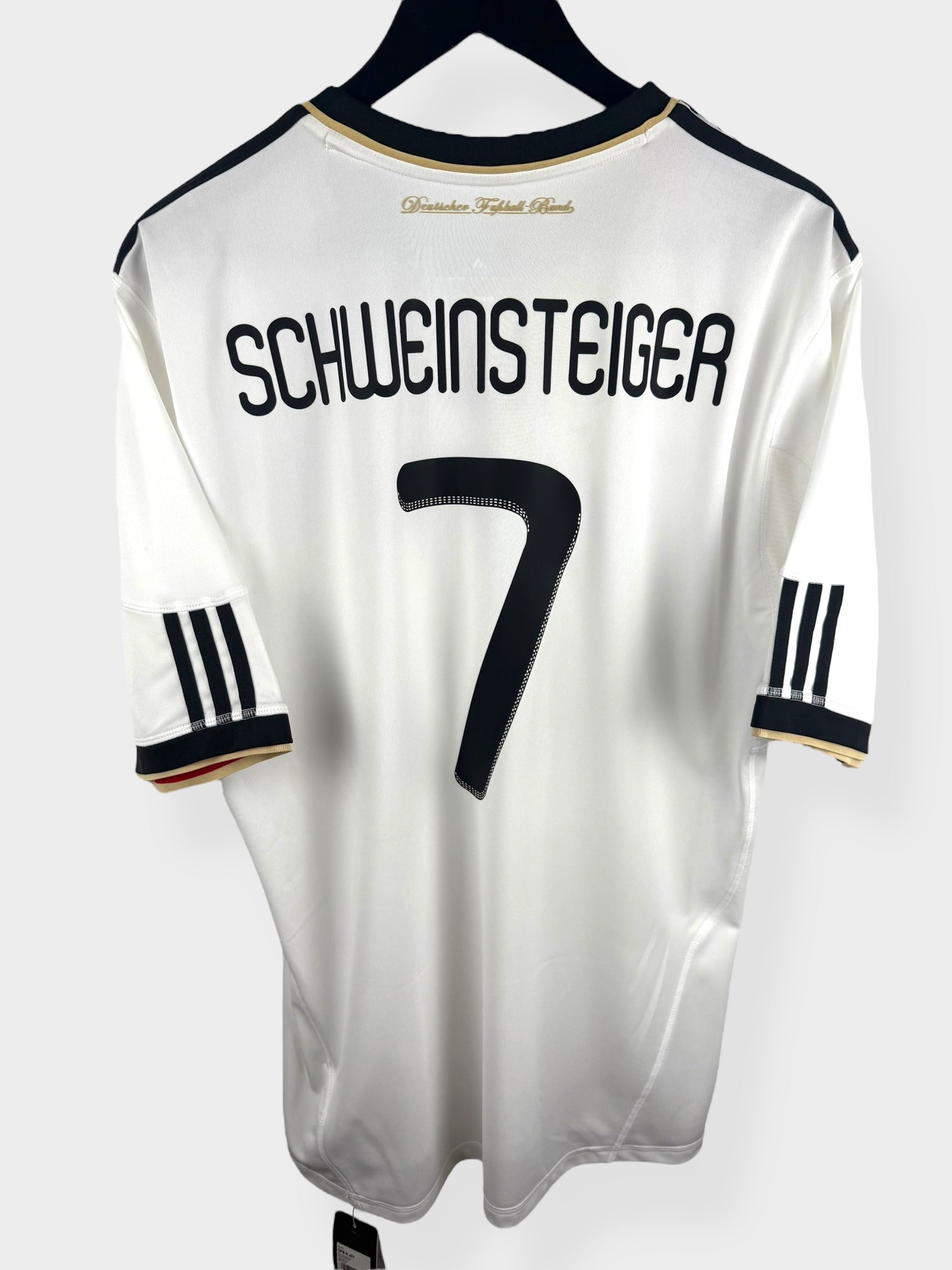 2010-11 GERMANY HOME SHIRT SCHWEINSTEIGER #7 L - Authentic Football Club
