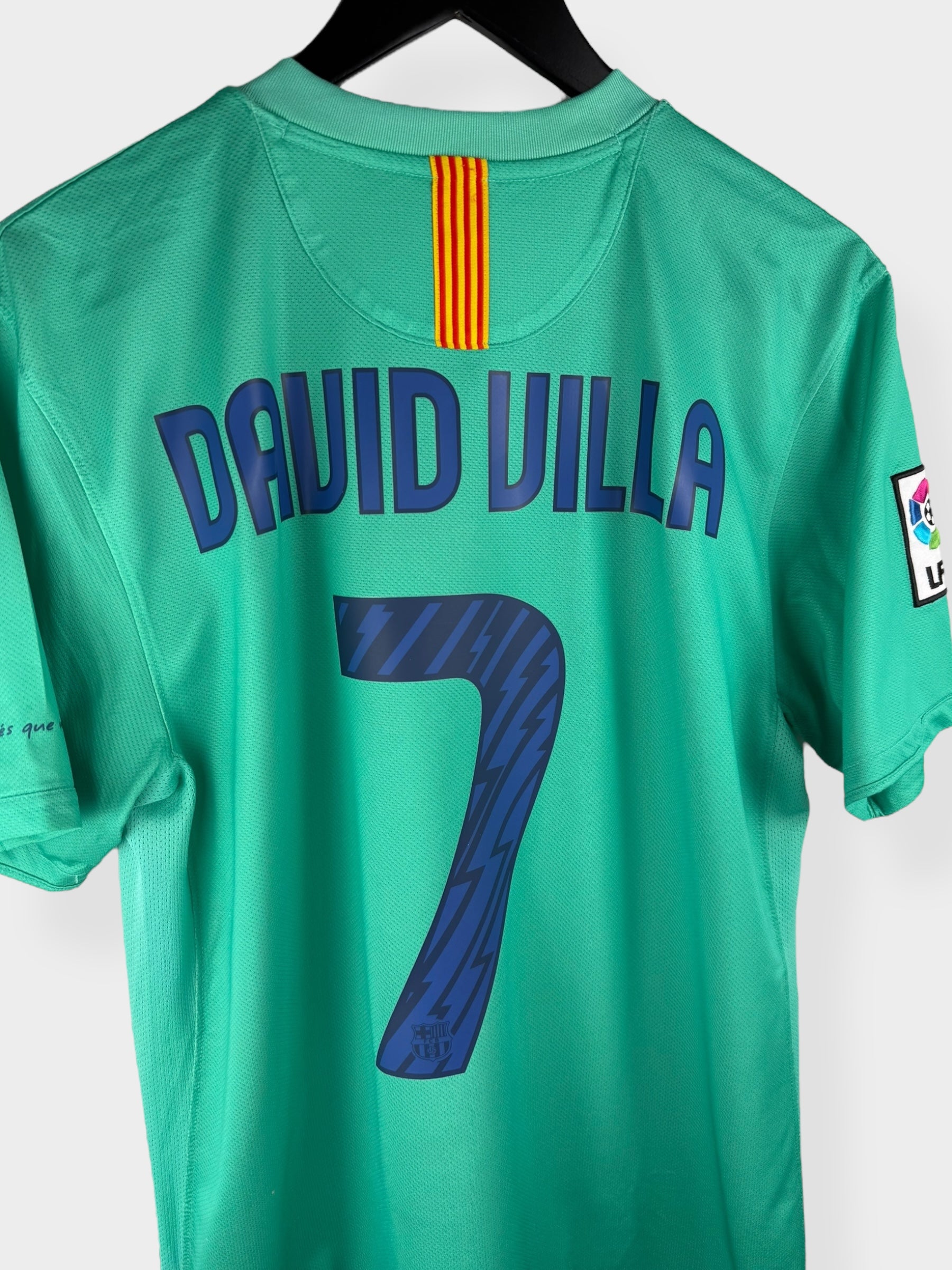 2010-11 BARCELONA UITSHIRT DAVID VILLA #7 M