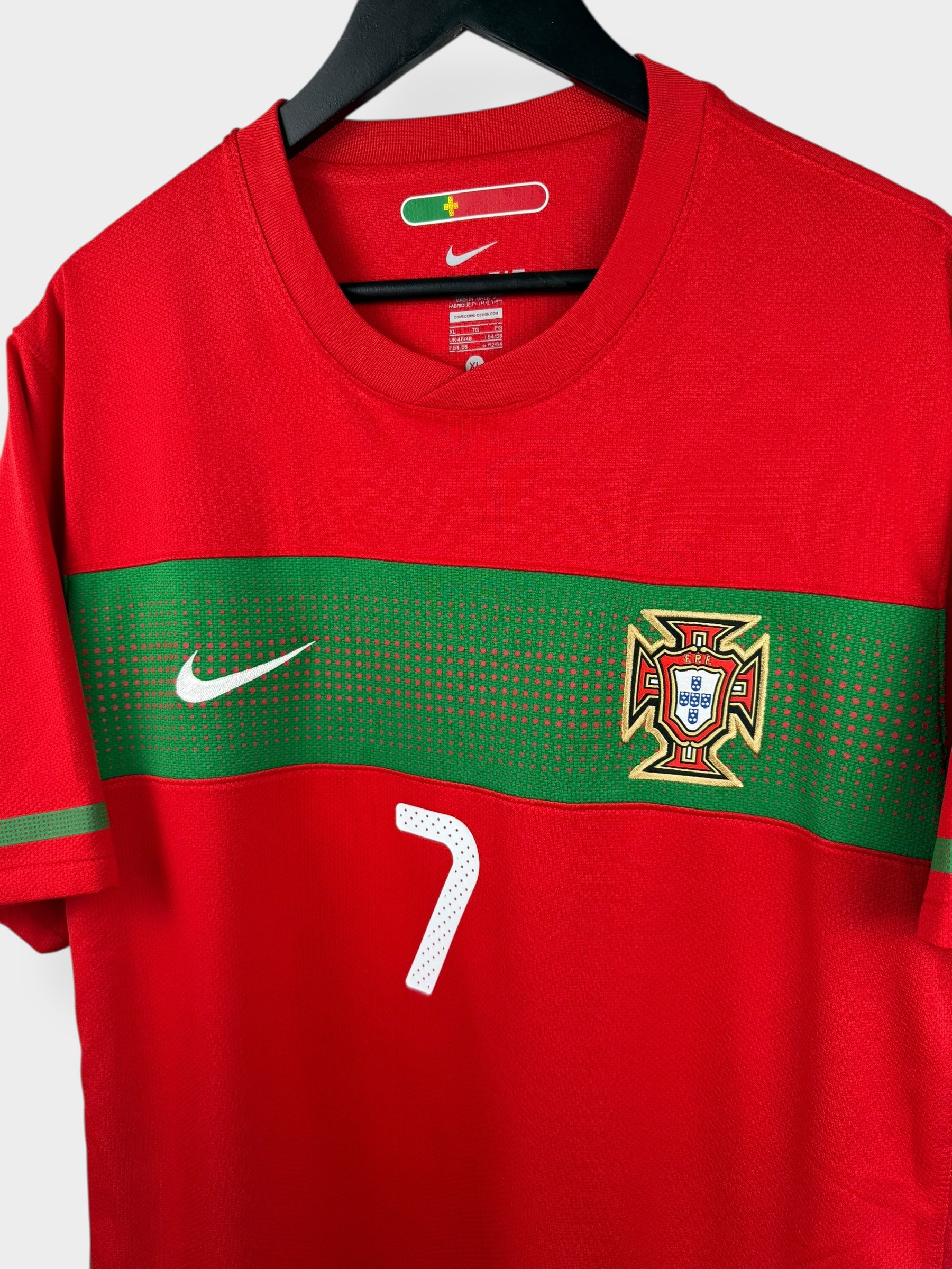 2010-11 PORTUGAL HOME SHIRT RONALDO #7 XL
