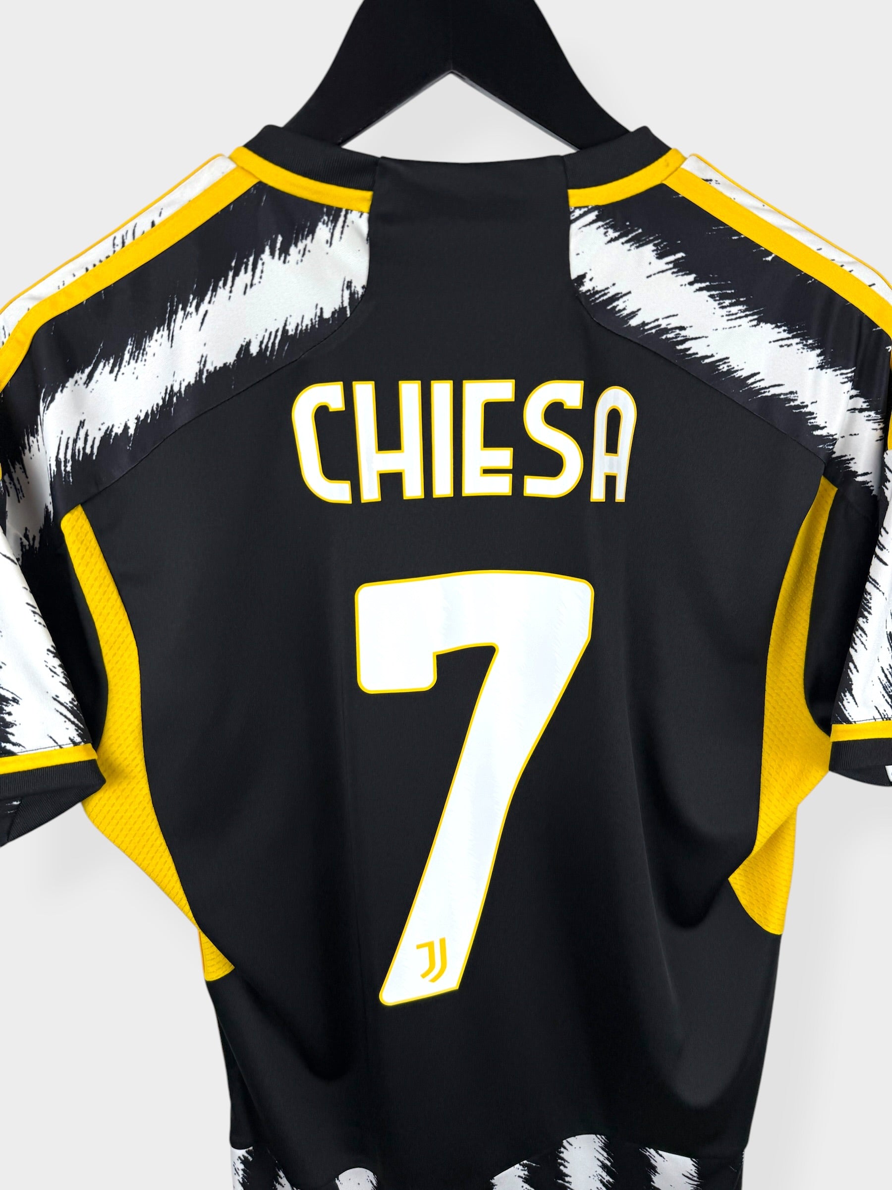 2023-24 JUVENTUS HEIMTRIKOT CHIESA #7 M