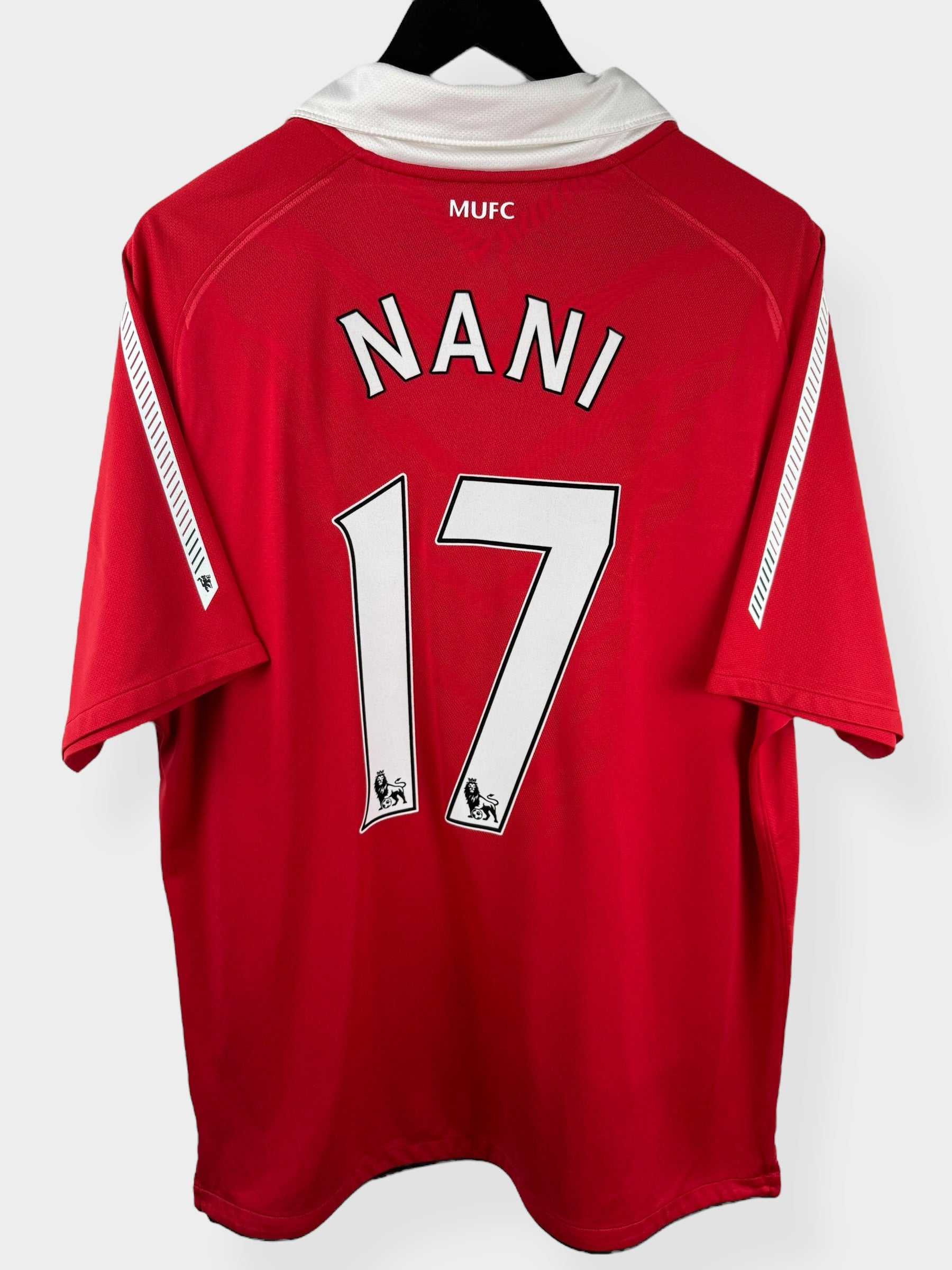 2010-11 MANCHESTER UNITED HOME SHIRT NANI #17 XL