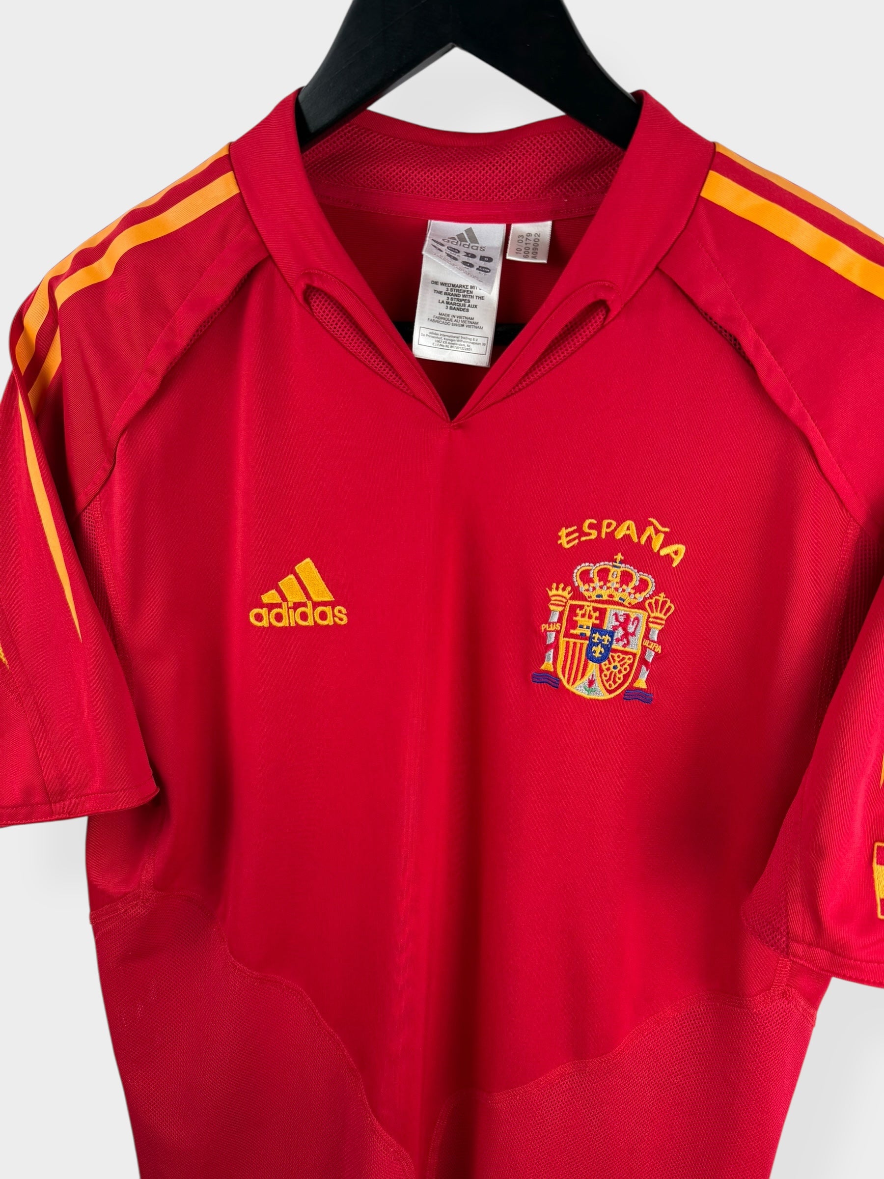 2004-06 SPAIN HOME SHIRT S - Authentic Football Club