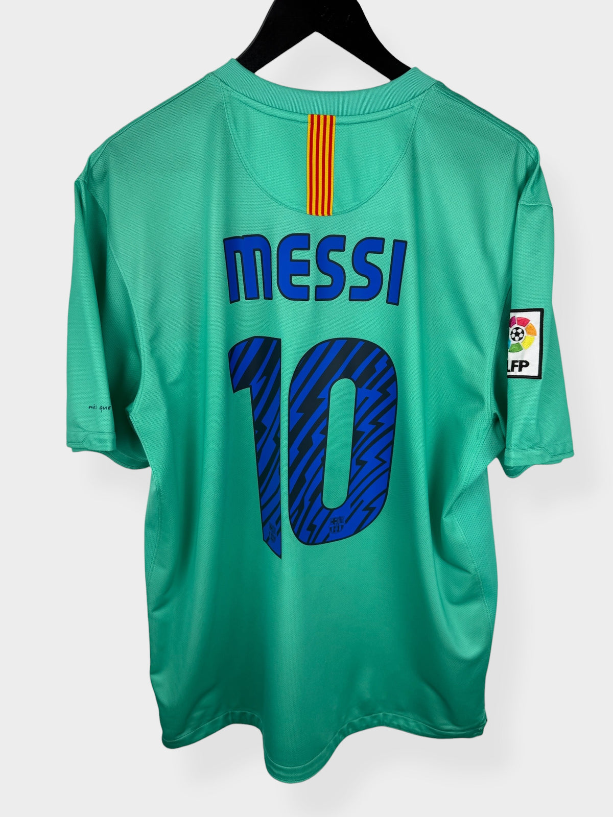 2010-11 BARCELONA UITSHIRT MESSI #10 XL
