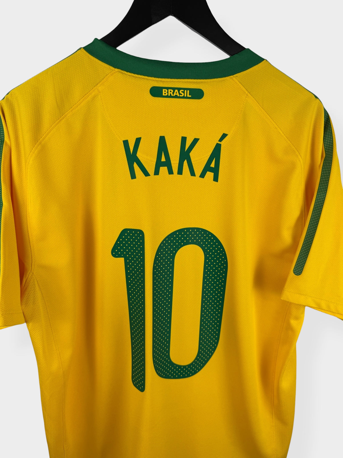 2010-11 BRAZIL HOME SHIRT KAKA #10 L
