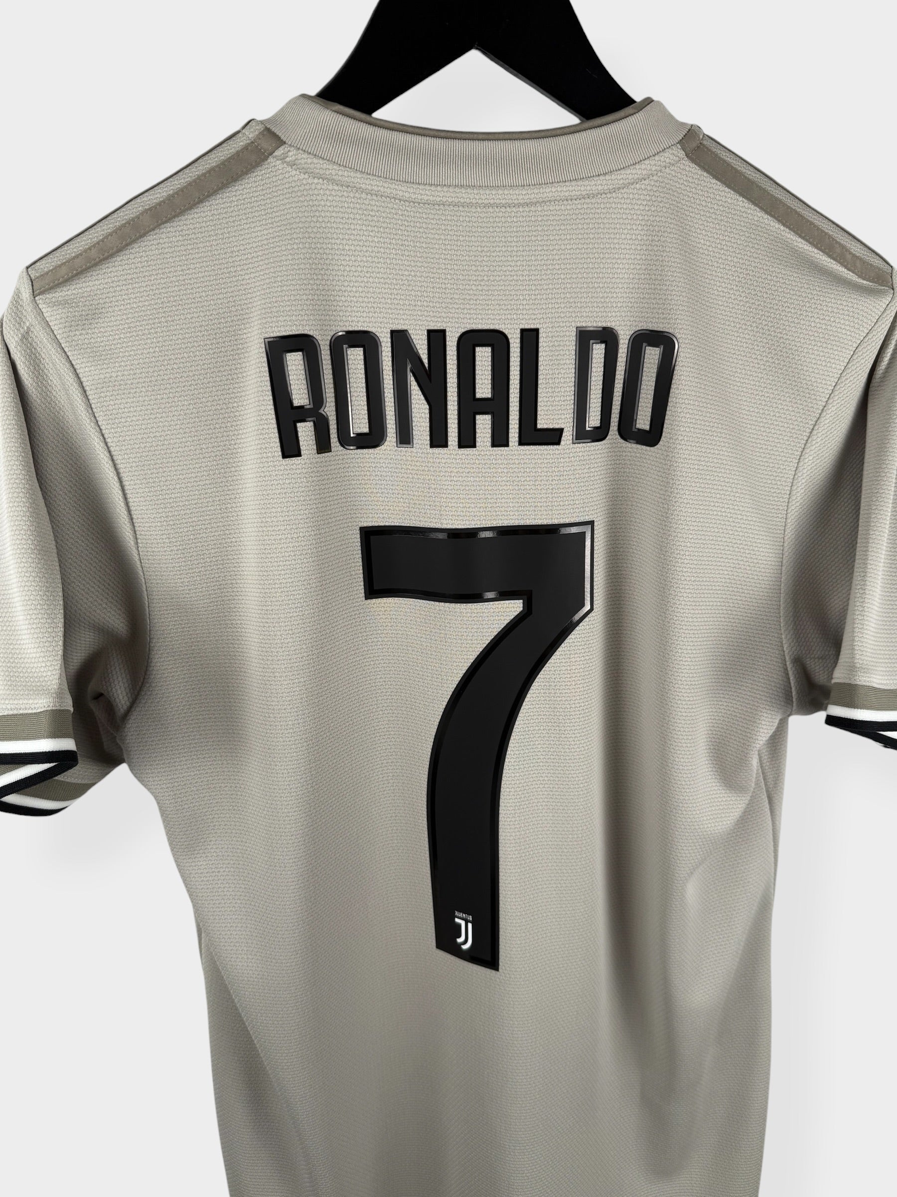 2018–19 JUVENTUS AUSWÄRTSTRIKOT RONALDO #7 S