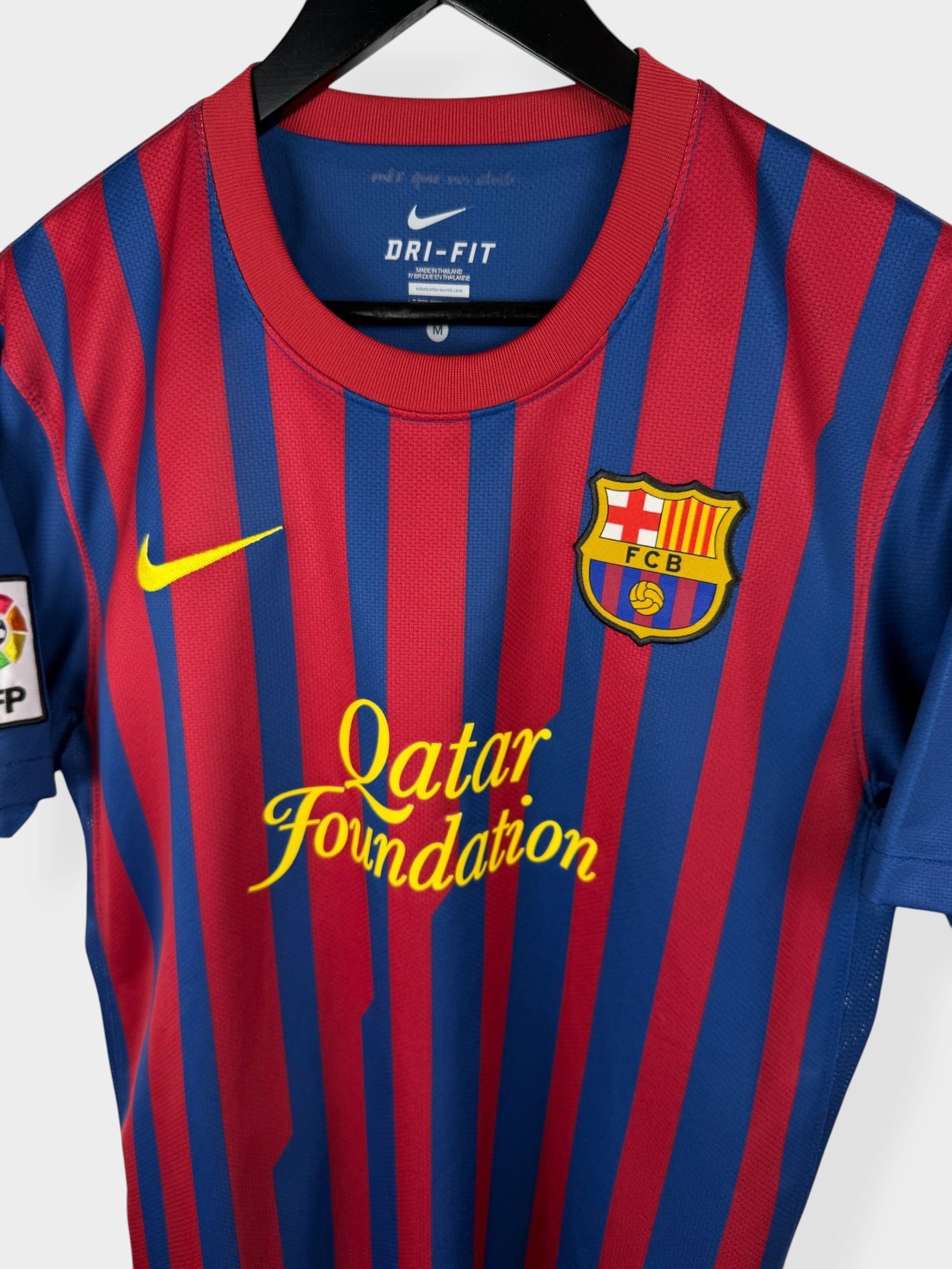 2011-12 BARCELONA HOME SHIRT XAVI #6 M