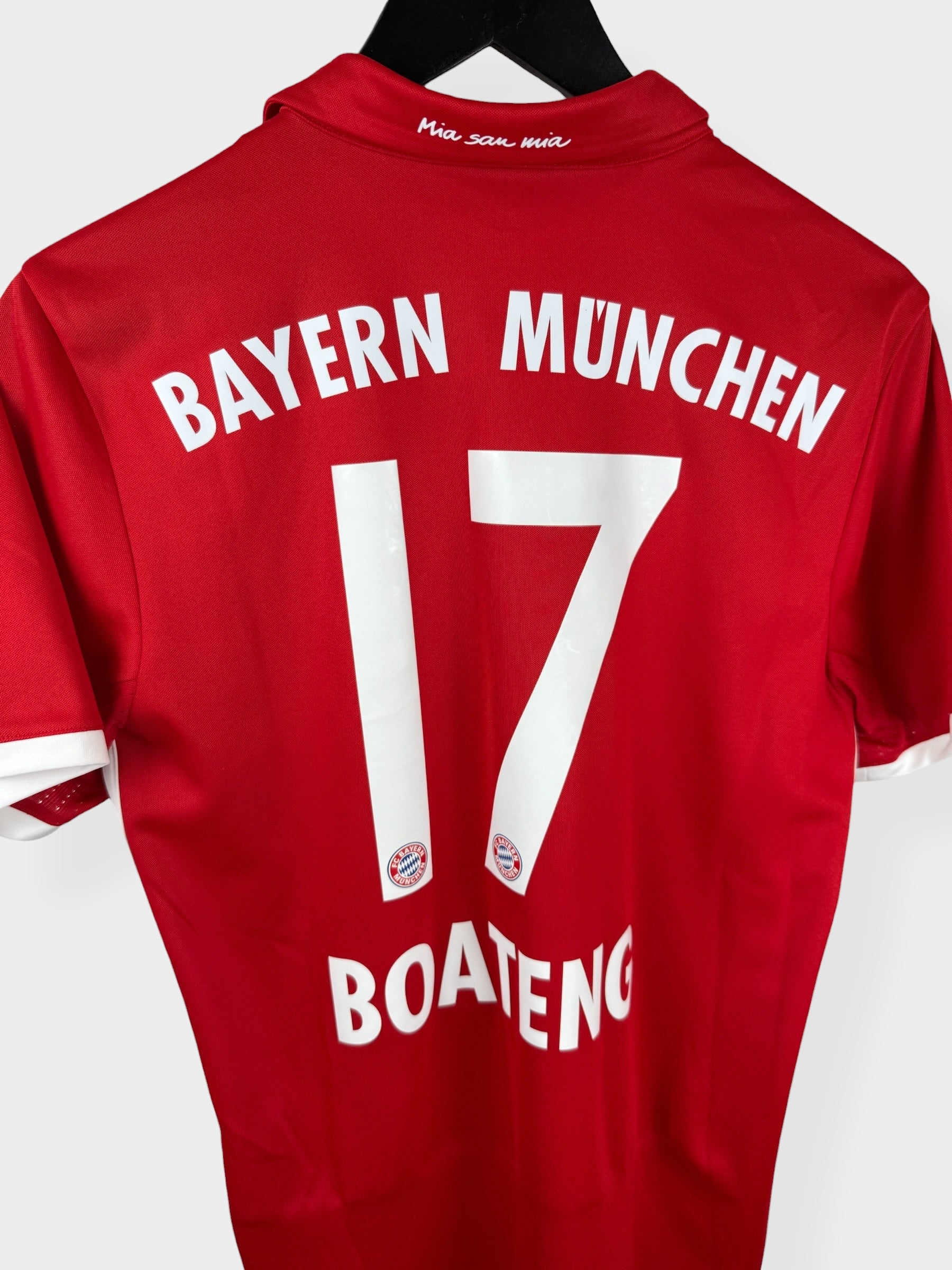 2016-17 BAYERN MUNICH HOME SHIRT BOATENG #17 S