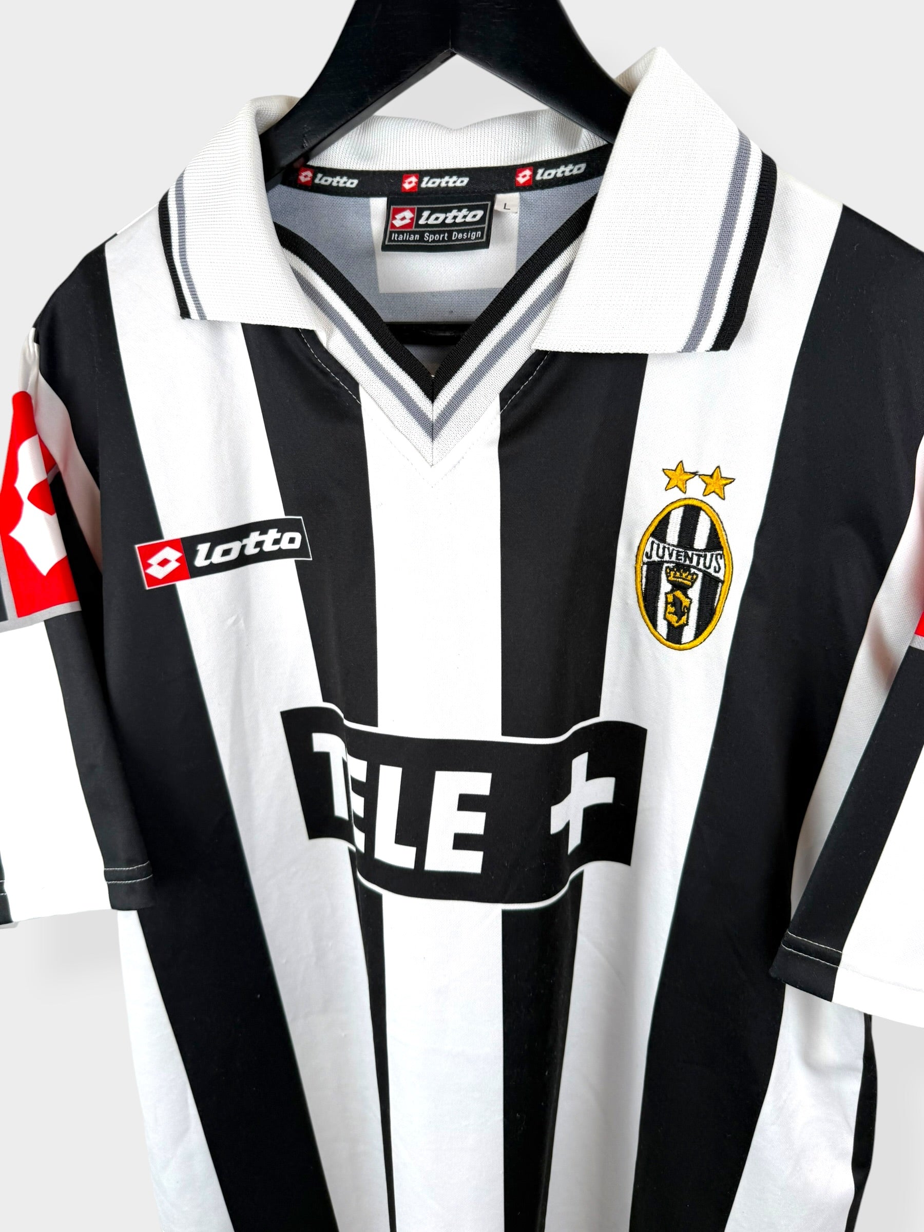 2000-01 JUVENTUS THUISSHIRT ZIDANE #21 L