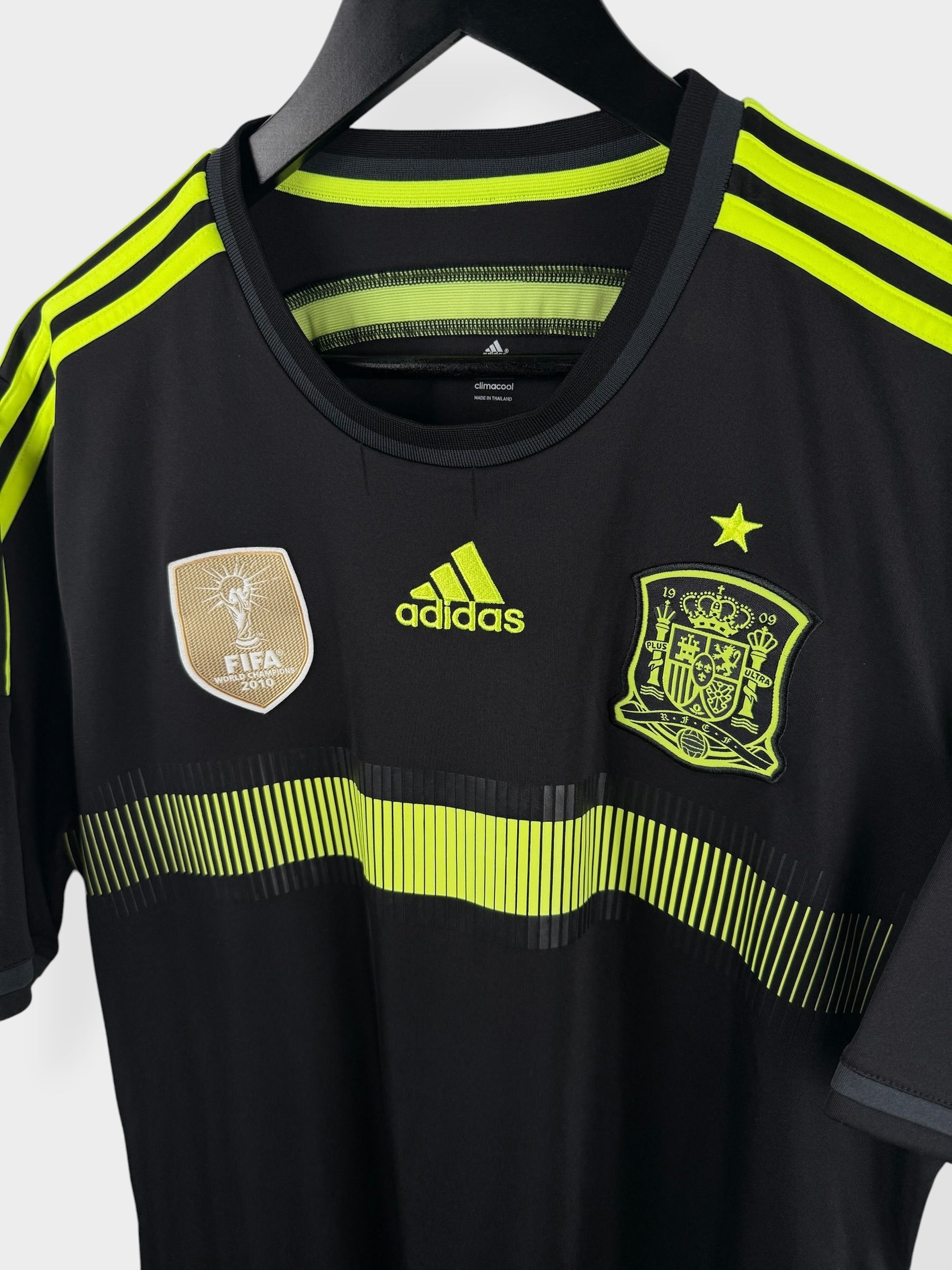 2013–15 SPANIEN AUSWÄRTSTRIKOT L