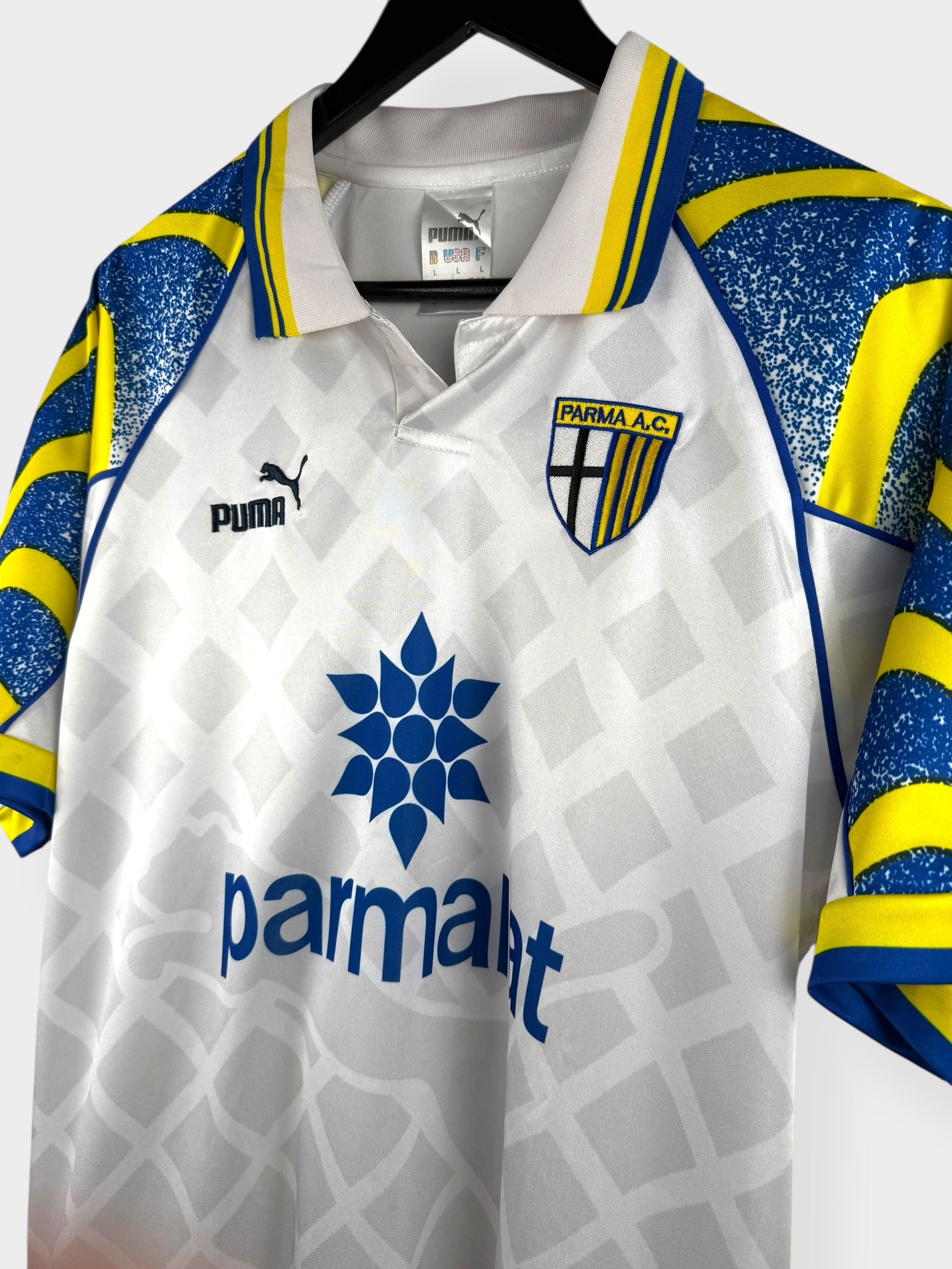 1995-97 PARMA AWAY SHIRT CRESPO #9 L