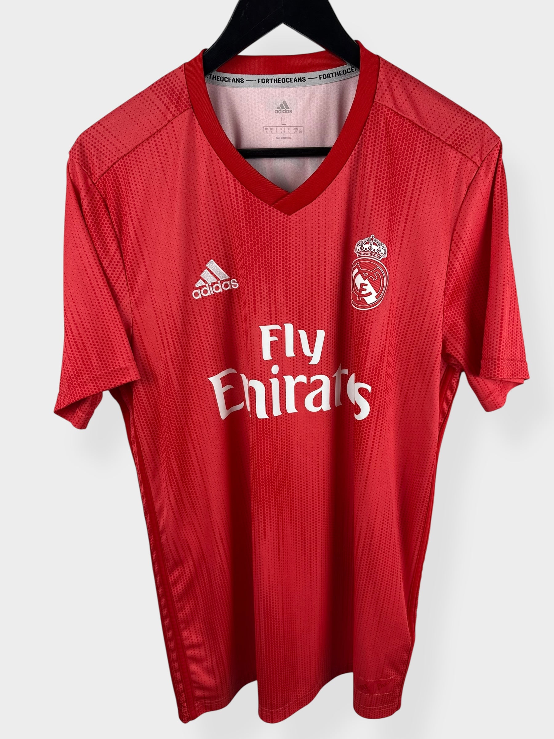 2020-21 REAL MADRID AWAY SHIRT BENZEMA #9 M - Authentic Football Club